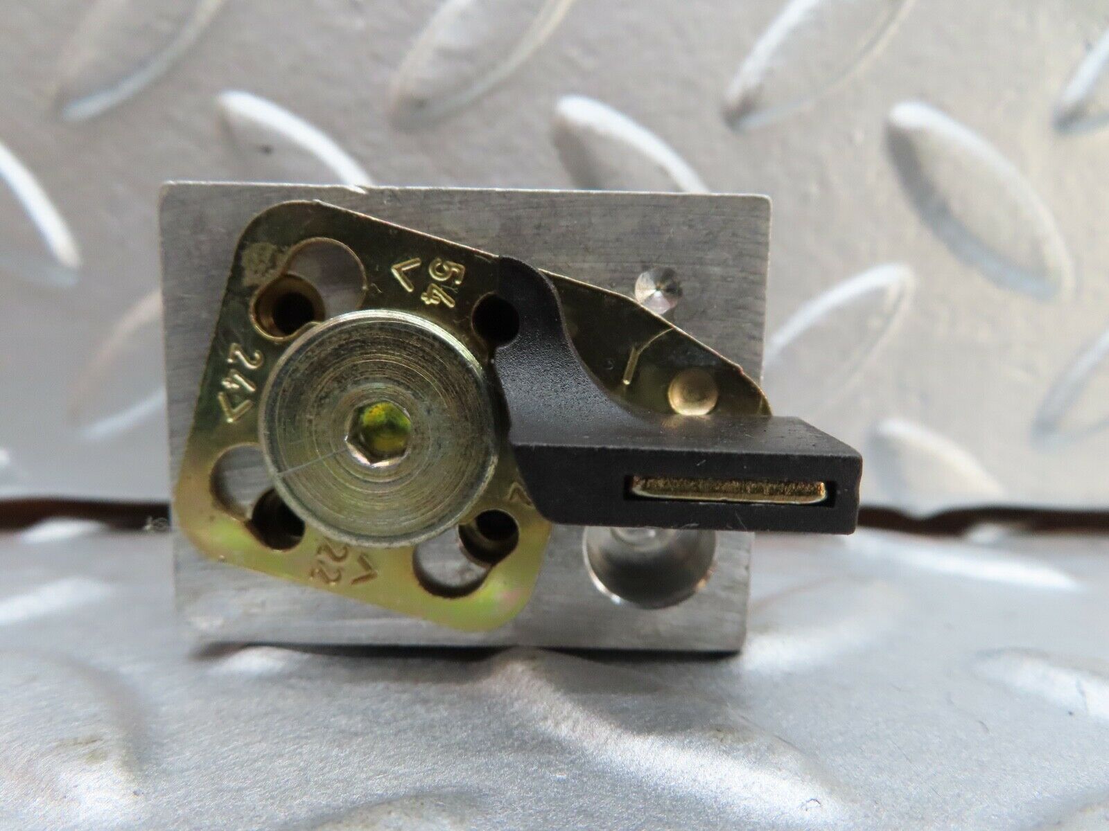 17469 Mercedes-Benz R129 300SL Coupe Soft Top Hydraulic Valve