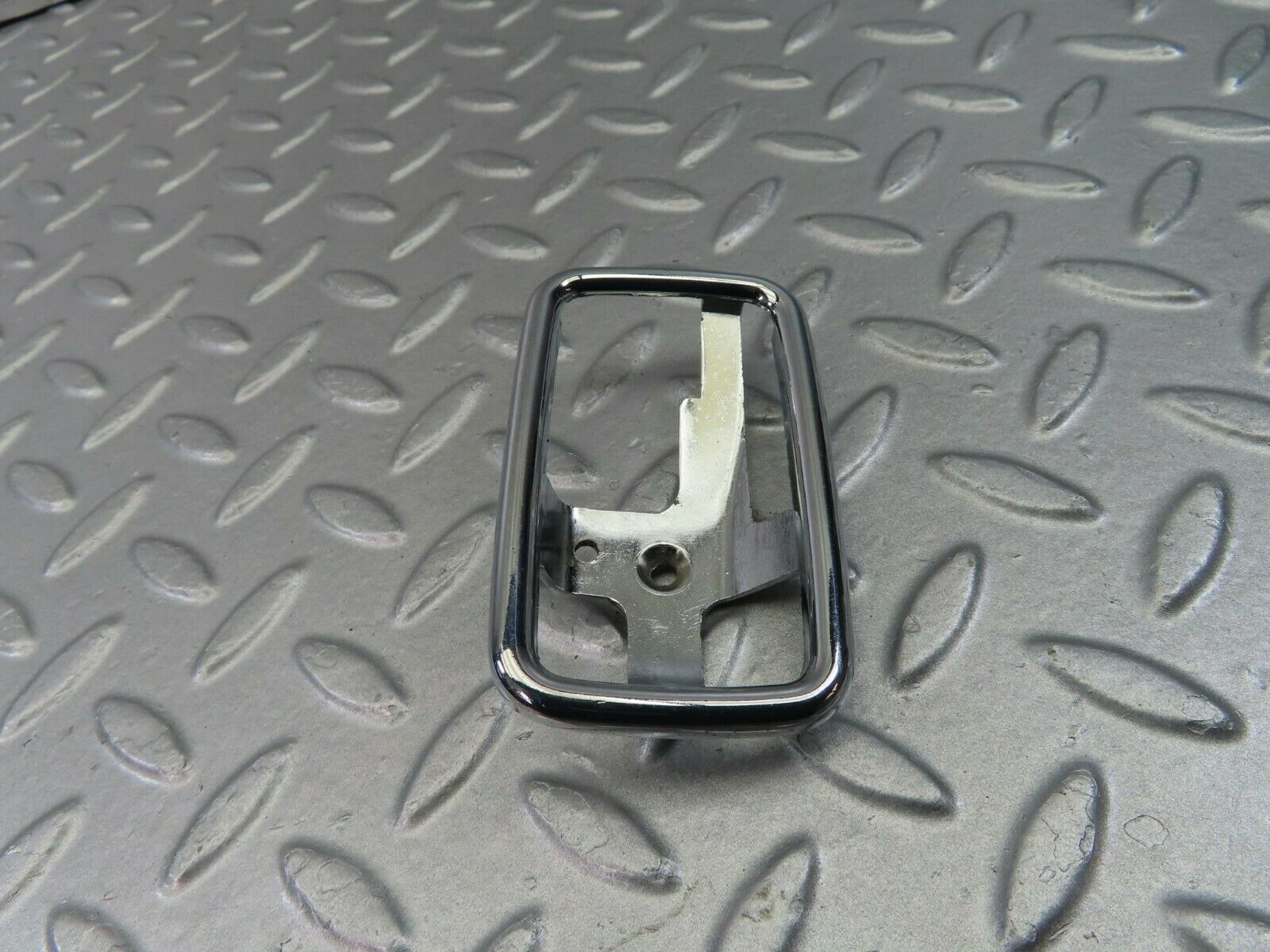 8882 Mercedes-Benz W108 Chrome Frame For Door Opener Left 1087660511