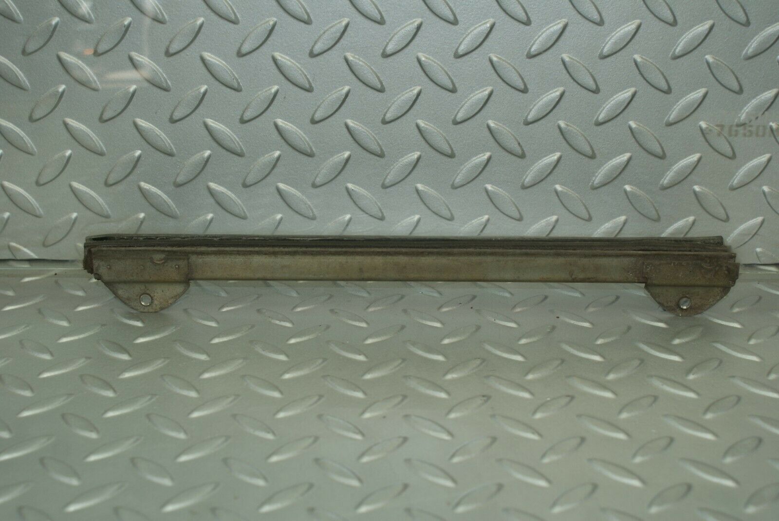 3096 Mercedes-Benz W115 220D Rear Left Door Window Glass