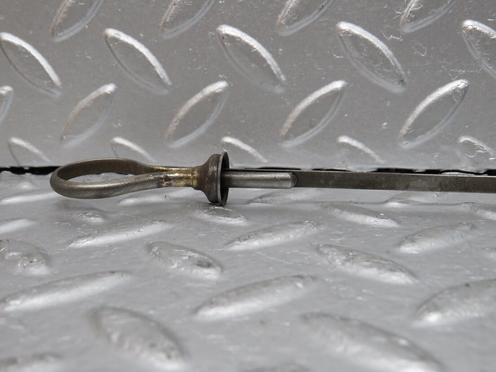 0403 Mercedes-Benz W120 180D Ponton Oil Dipstick