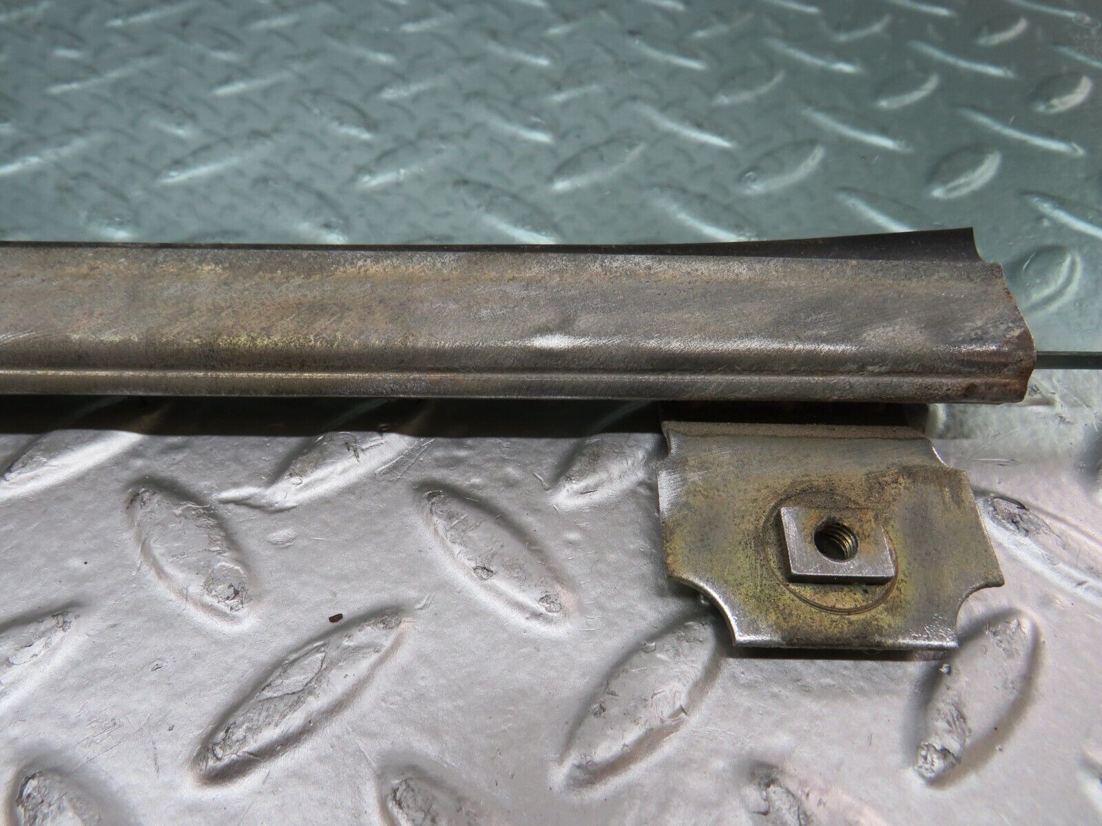 26168 Mercedes-Benz W116 450SE Rear Left Door Window Glass