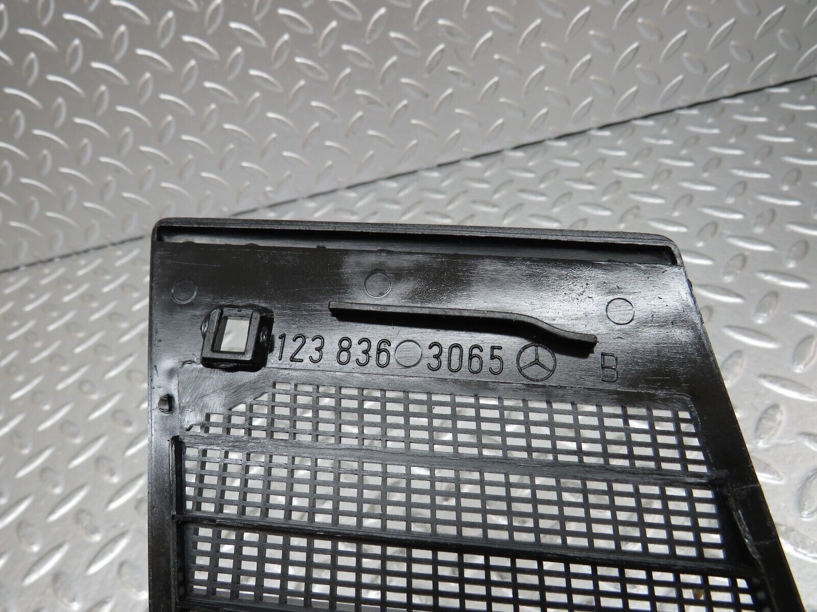 26783 Mercedes-Benz W123 240D Air Intake Grill Right Side 1238363065