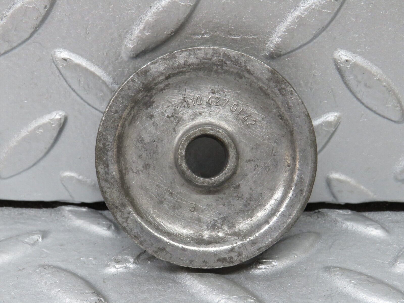 35821 Mercedes-Benz W108 Handbrake Cable Pulley 1104270142