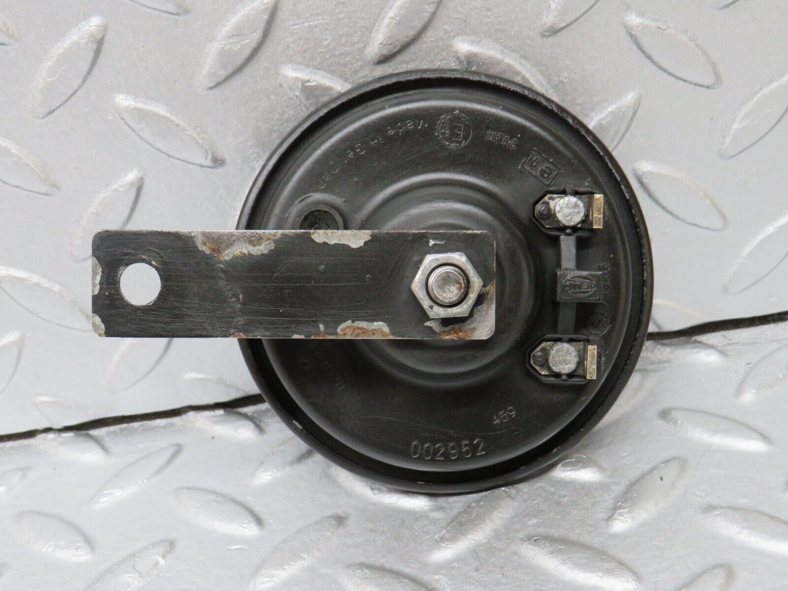 36115 Mercedes-Benz W126 420SE Horn Bosch 002952 0035428820