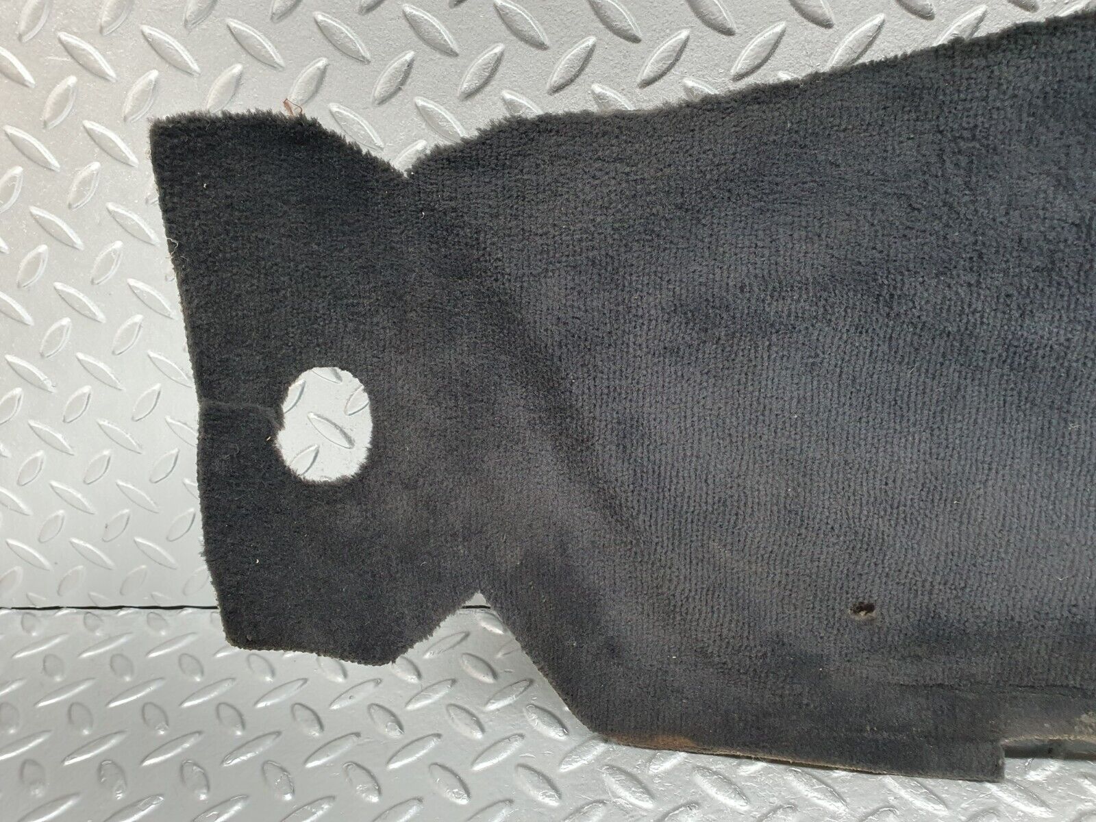 40721 Mercedes-Benz W123 300D Centre Console Carpet Left Side Black