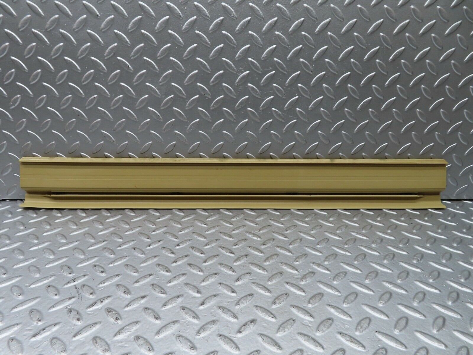 21032 Mercedes-Benz W123 230E Front Right Door Sill Trim Beige