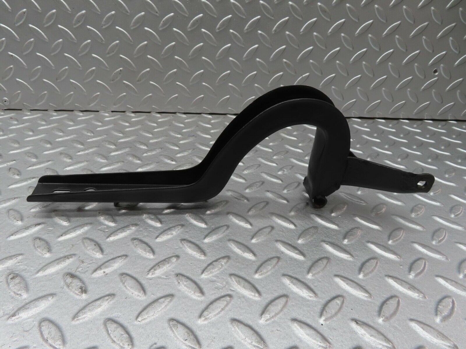 13536 Mercedes-Benz W123 200 Trunk Lid Hinge Left Side 1237500187