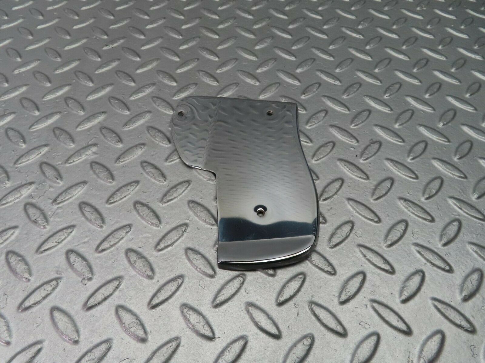 9915 Mercedes-Benz C123 230CE Coupe Right Door Chrome Cover