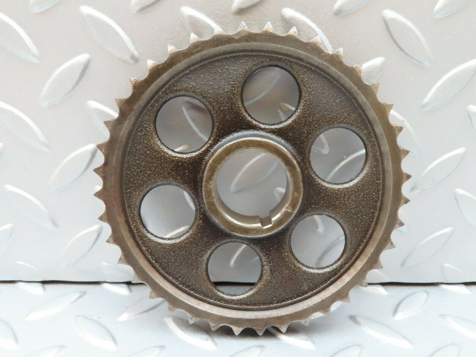 3508 Mercedes-Benz W108 280SE Camshaft Timing Gear 1210520201