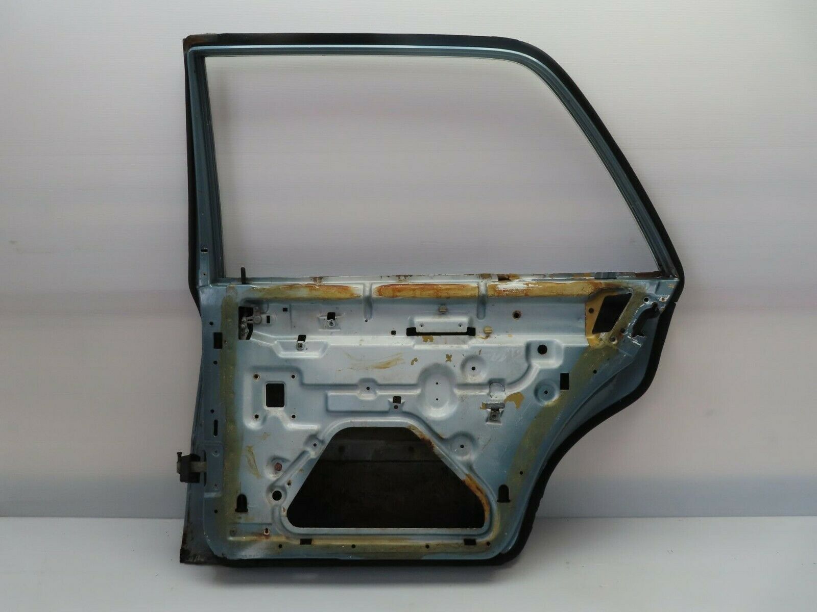 7396 Mercedes-Benz W116 450SE Rear Right Door