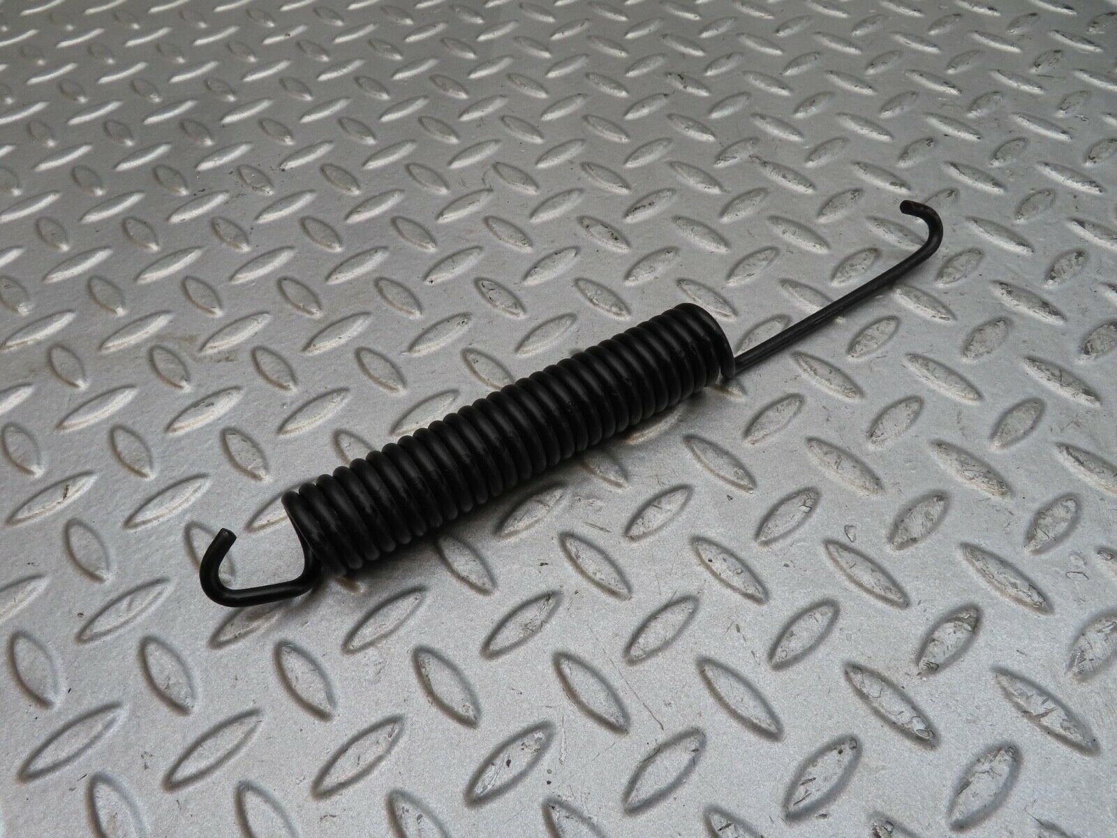 12680 Mercedes-Benz W108 280SE 3.5 Bonnet Hinge Spring