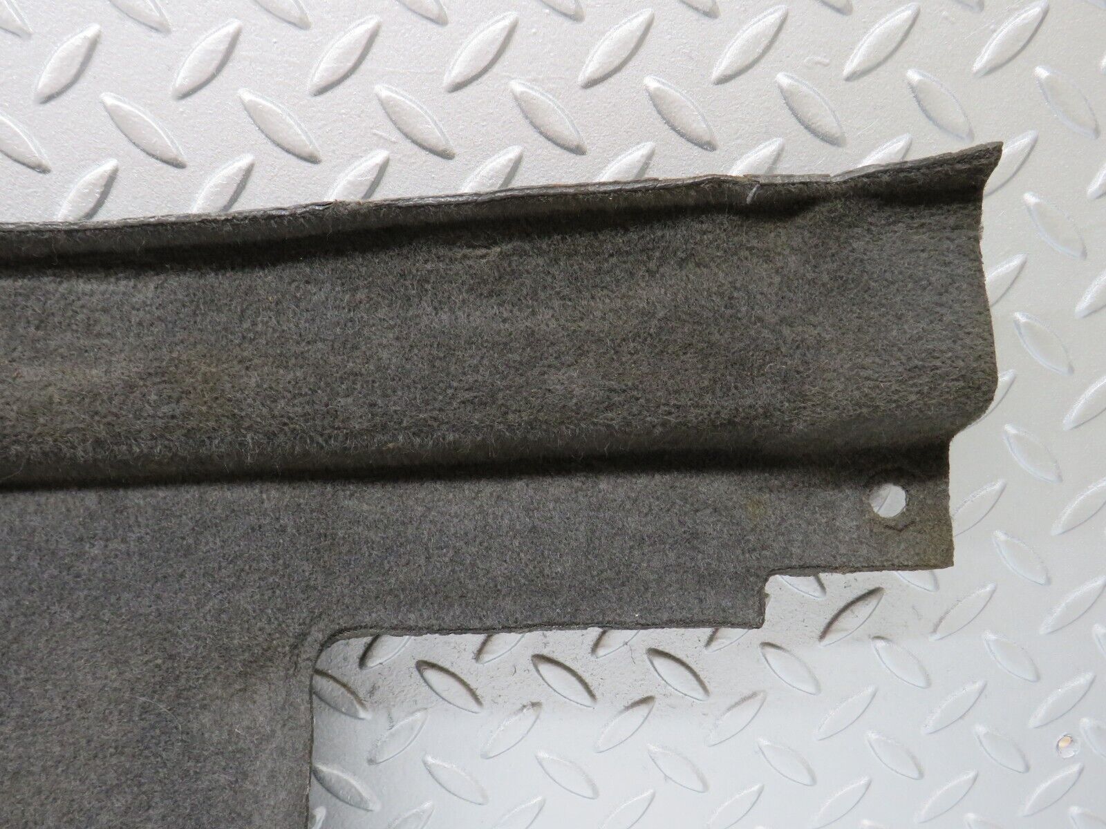 36228 Mercedes-Benz W126 420SE Trunk Boot Carpet Grey