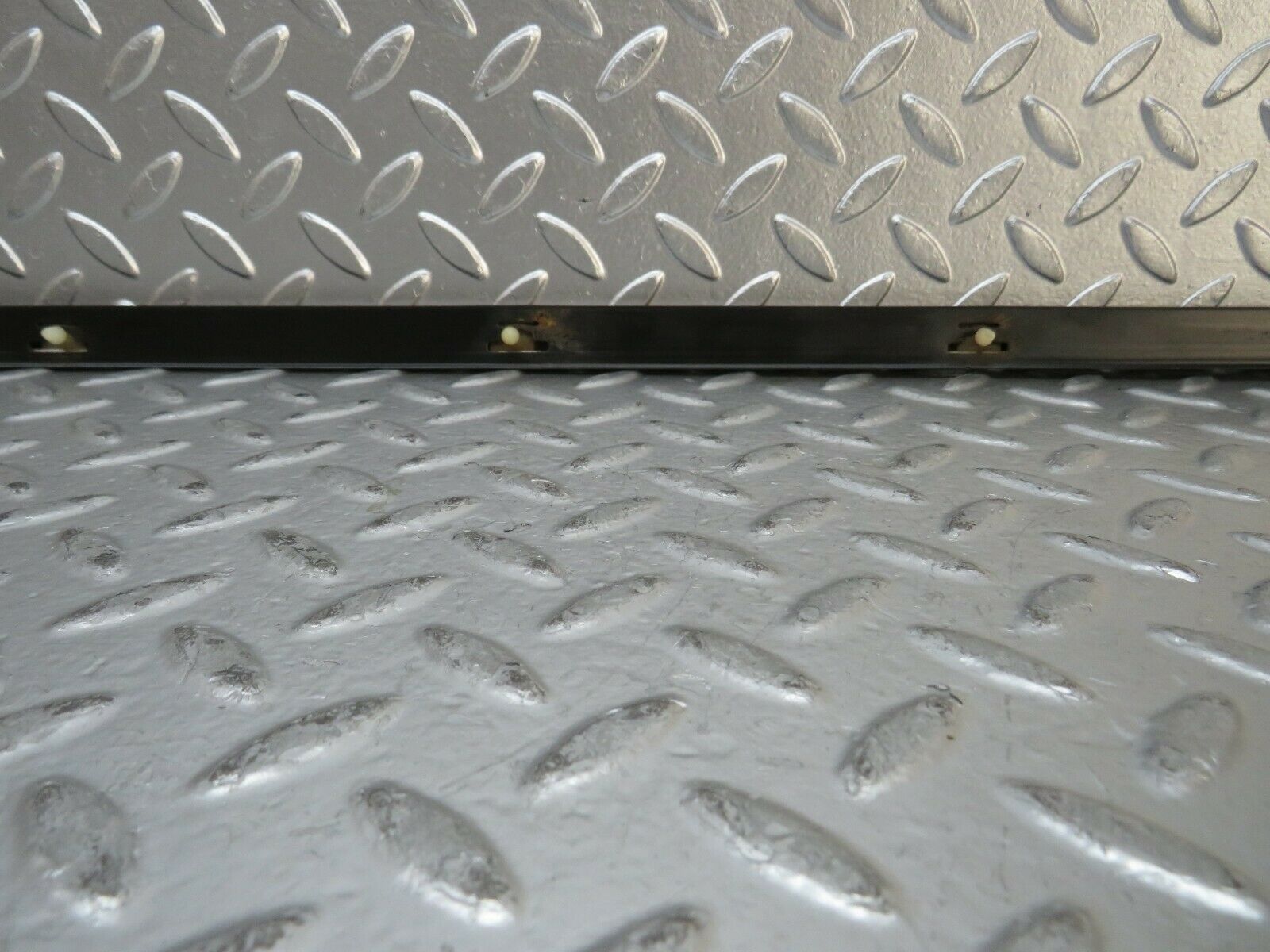 23644 Mercedes-Benz W114 280E Rear Left Fender Wing Centre Moulding Trim