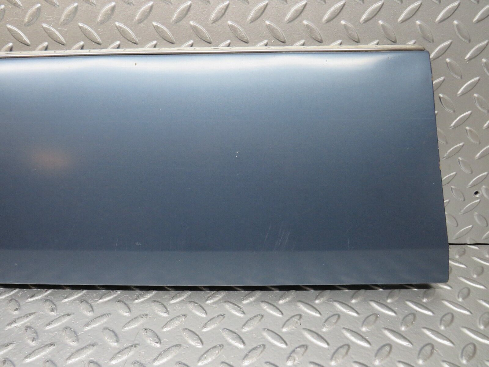 31281 Mercedes-Benz S124 220TE Wagon Front Left Door Lower Trim 1246901540