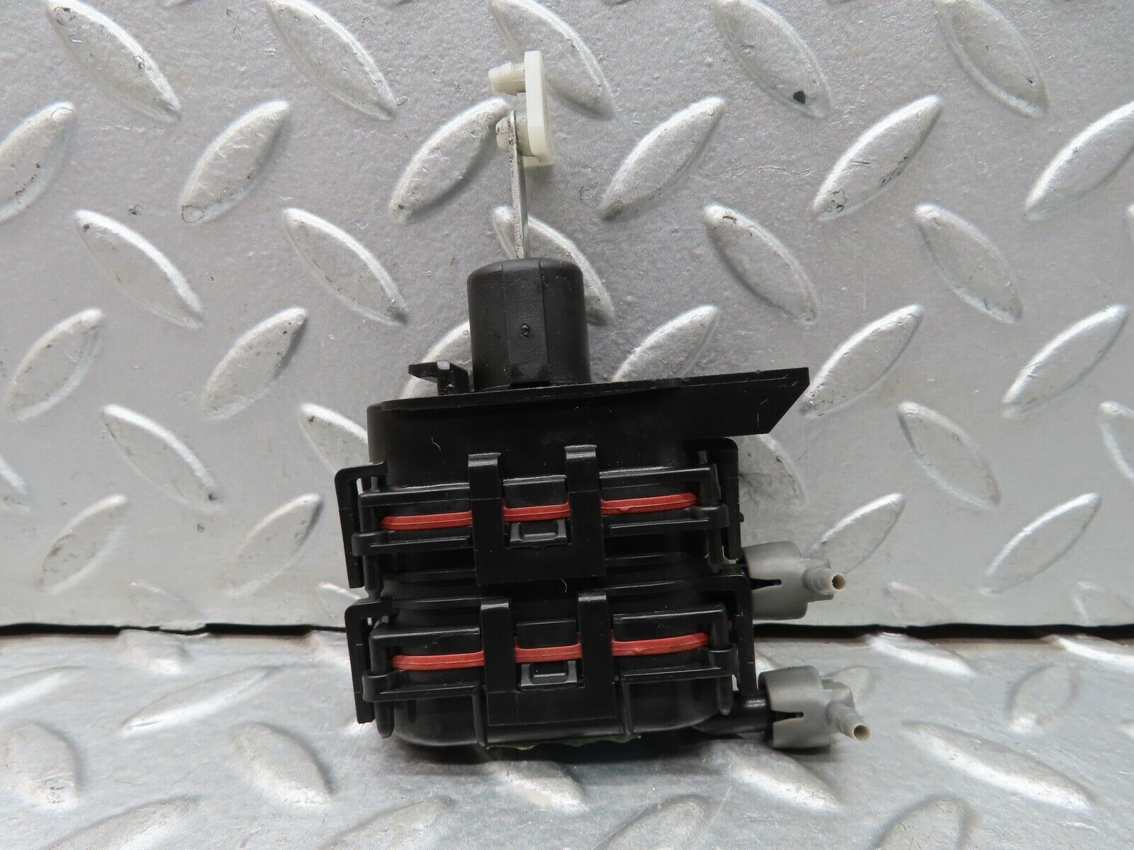 19398 Mercedes-Benz C140 CL420 Coupe Heater Box Vacuum Actuator 9062700252