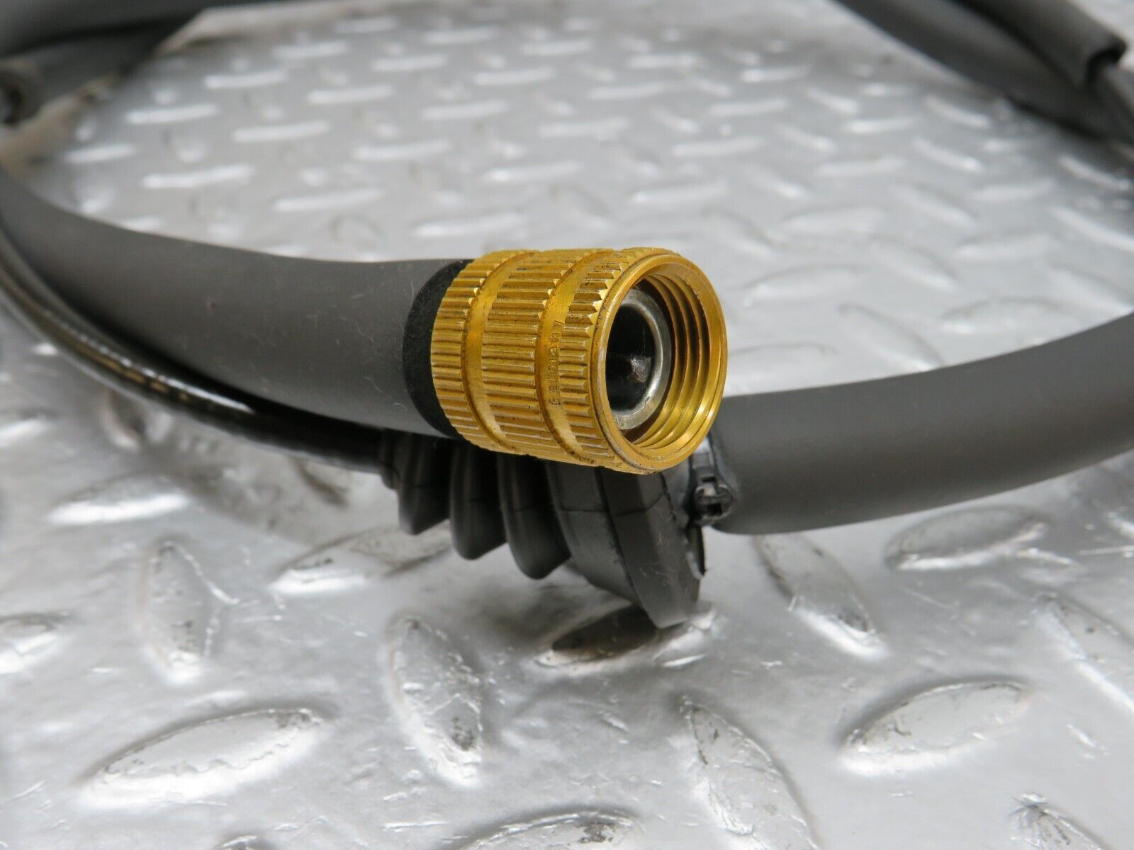 34164 Mercedes-Benz W124 260E Speedometer Cable 1245400568 Automatic Gearbox