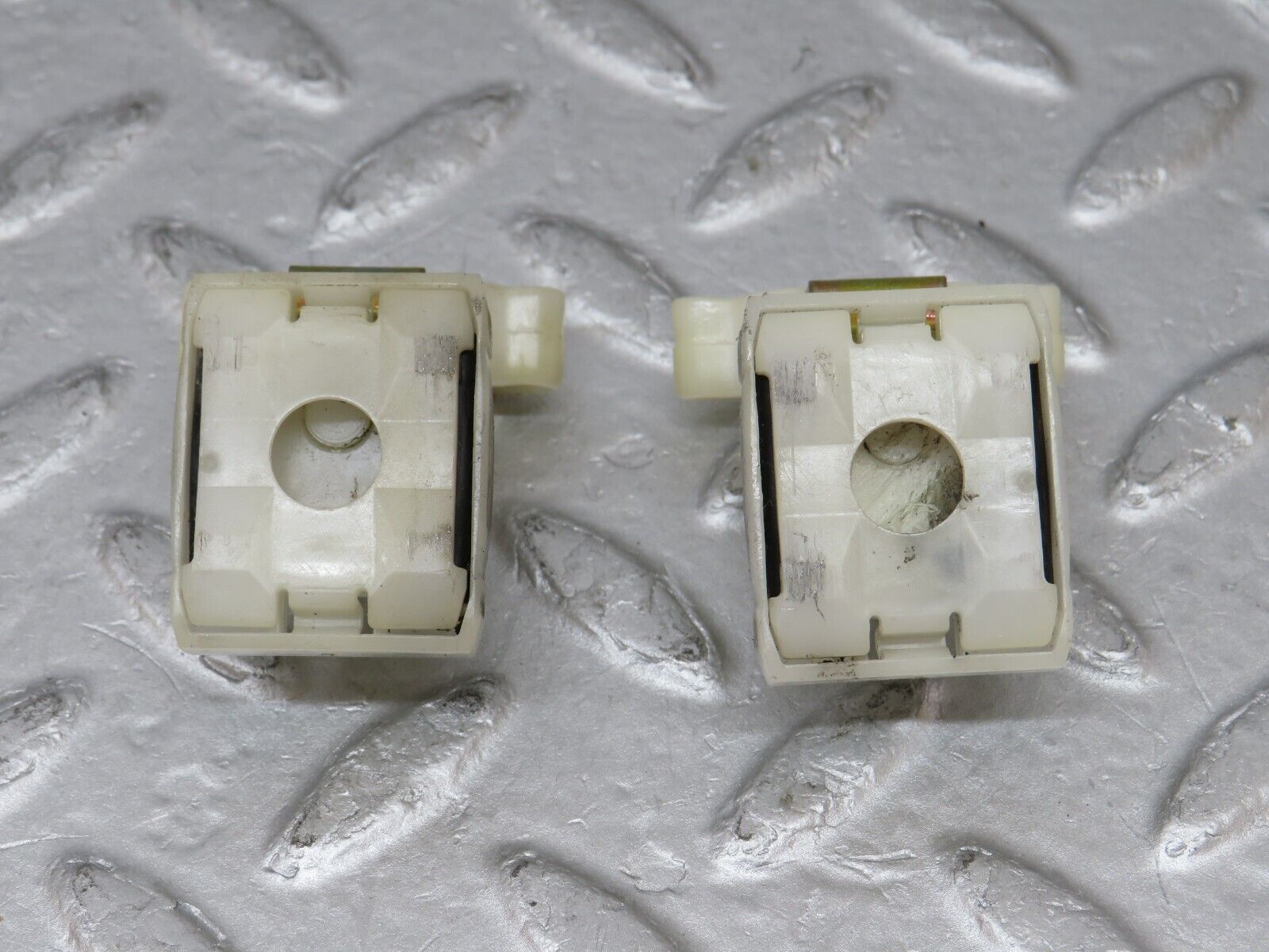 36050 Mercedes-Benz W126 420SE Power Window Regulator Accessories 2x