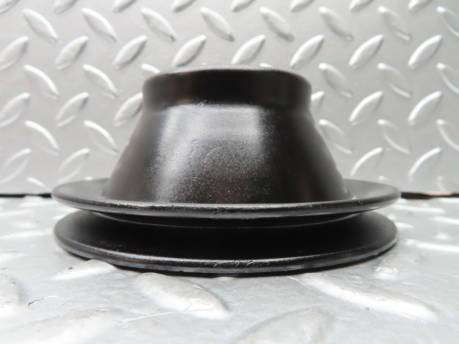 20885 Mercedes-Benz W114 250CE Coupe Water Pump Pulley