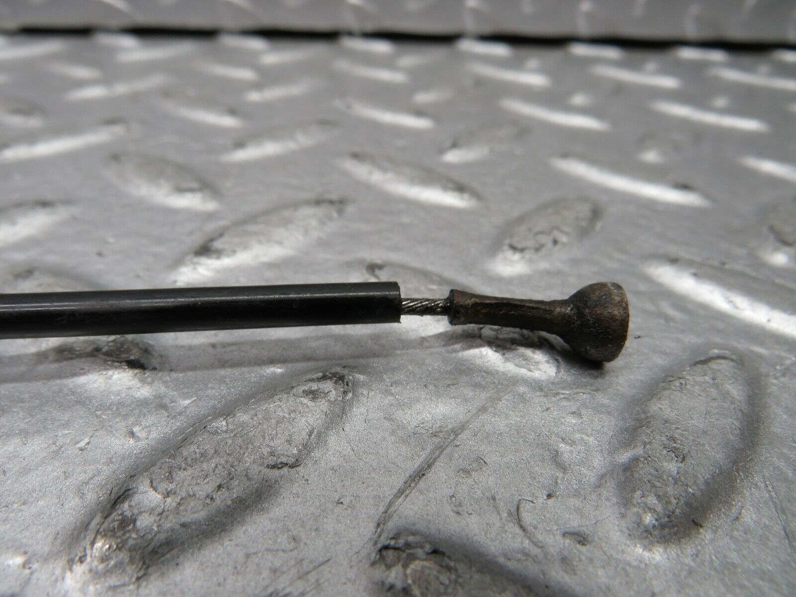 21791 Mercedes-Benz W126 300SE Bonnet Release Cable