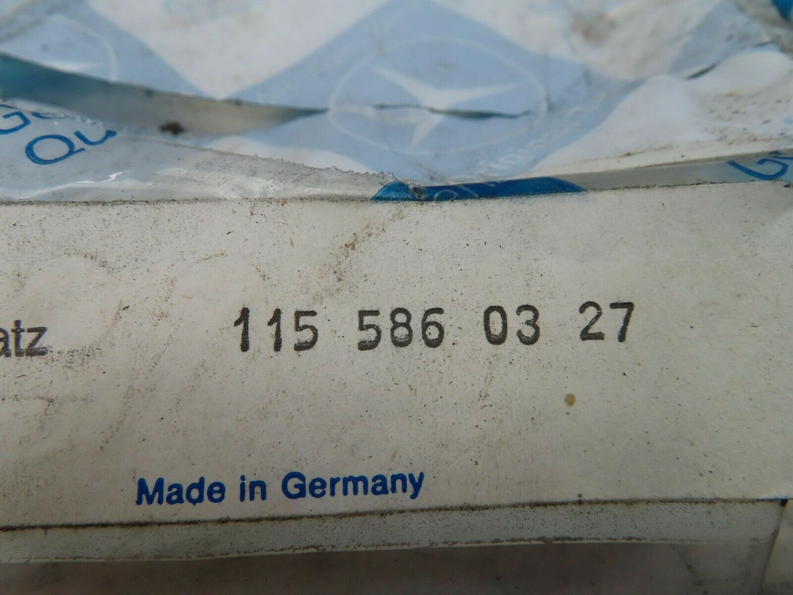 8350 Mercedes-Benz W115 Gearbox Seal Set 1155860327