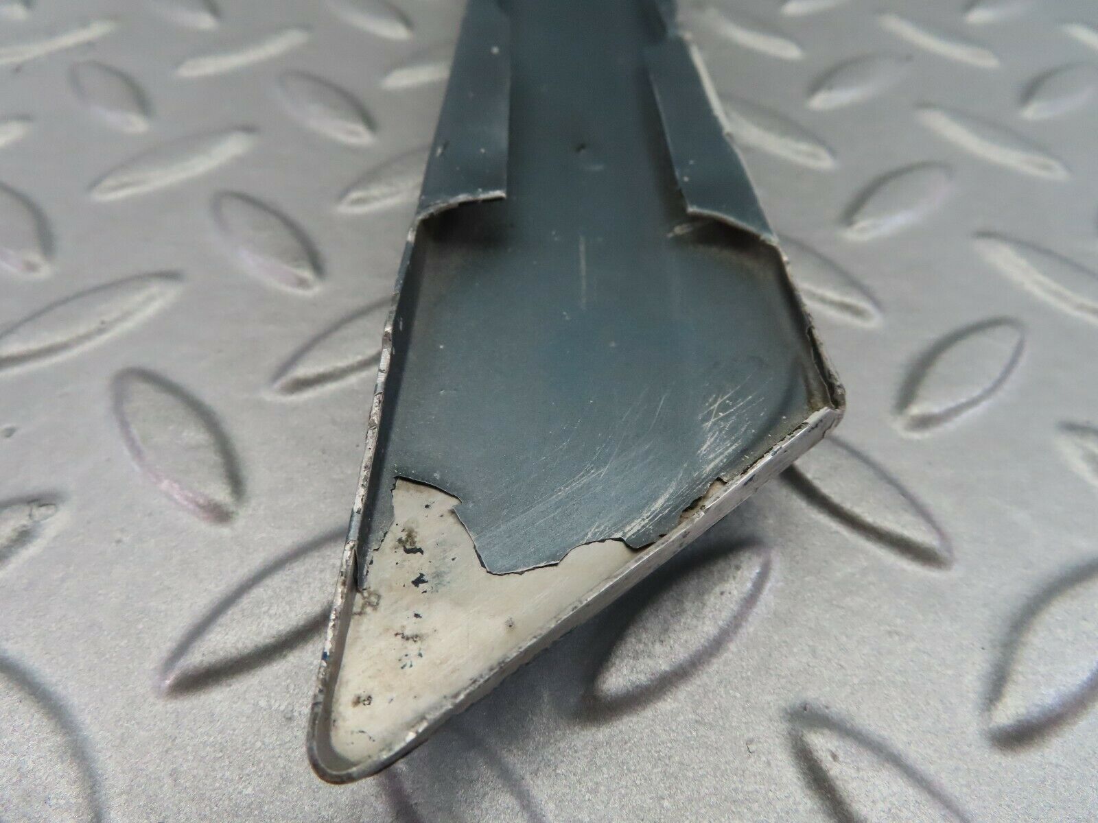 7333 Mercedes-Benz W116 450SE A Pillar Exterior Trim Right Side