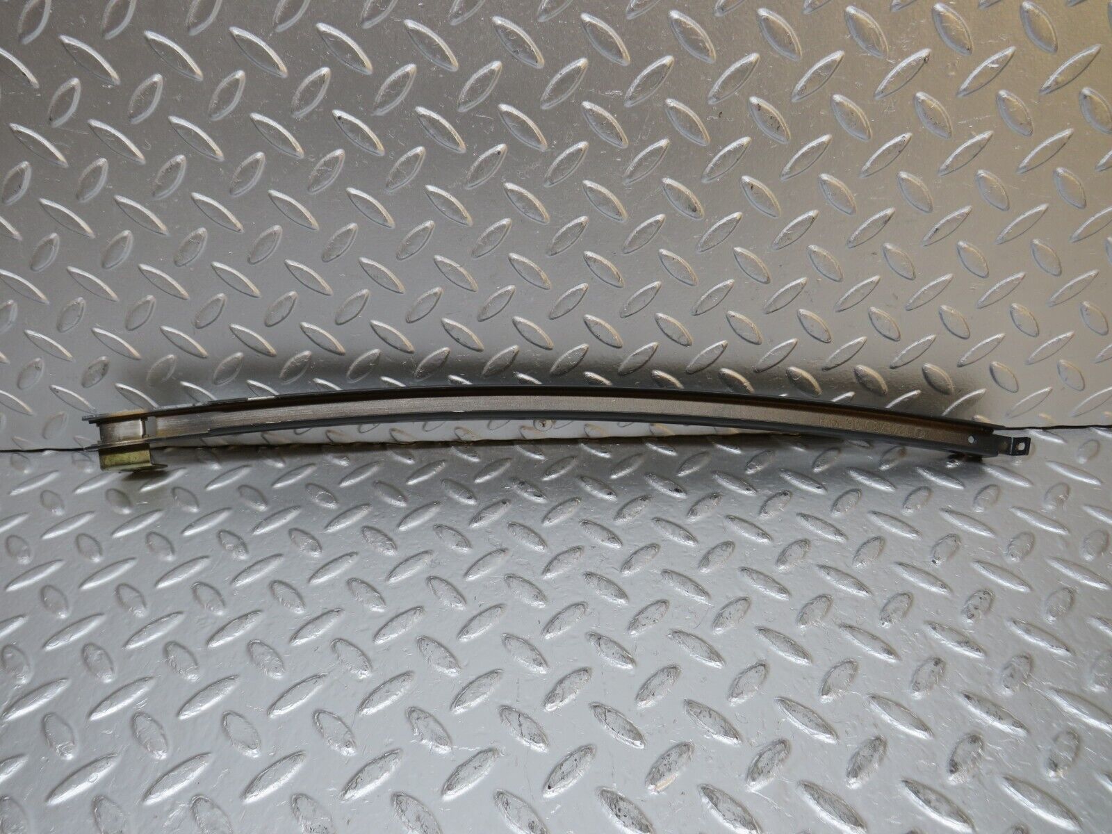 32314 Mercedes-Benz S124 300TE Wagon Rear Right Door Window Channel