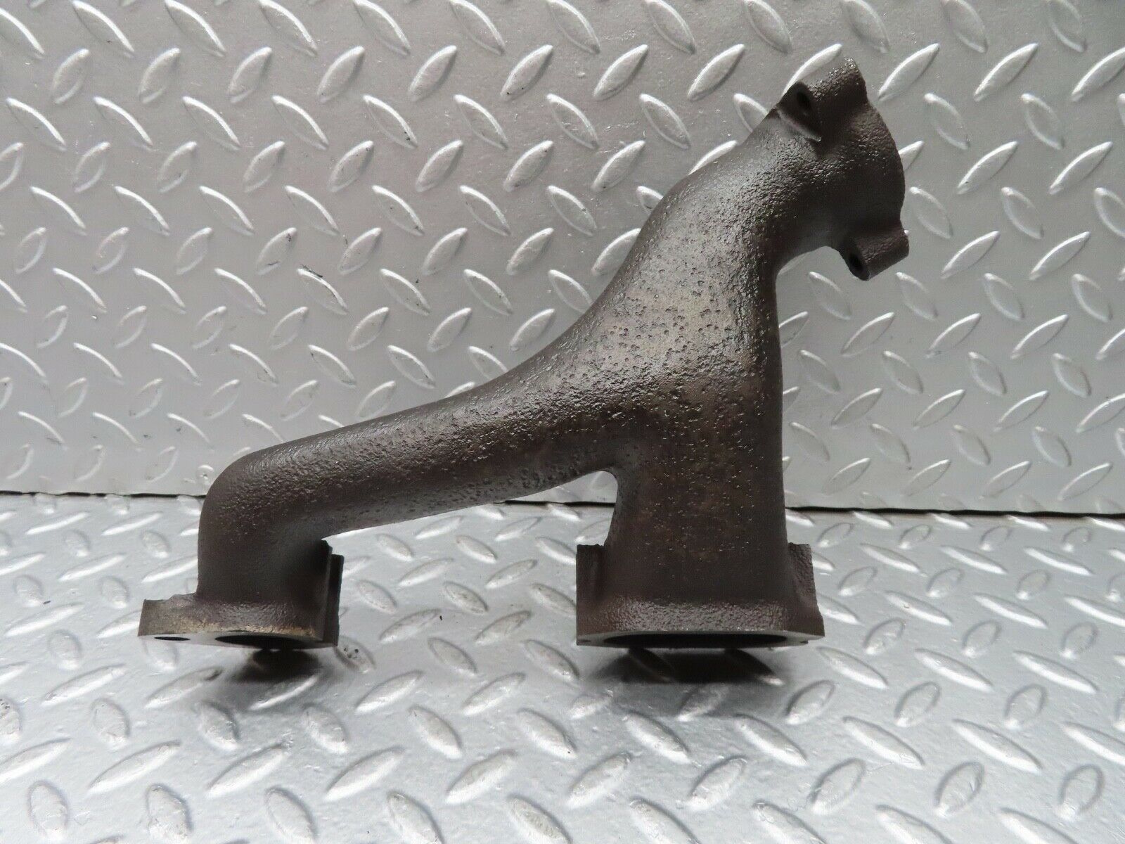 18183 Mercedes-Benz W111 220SE Coupe Exhaust Manifold Cylinder 4-6 1271420502