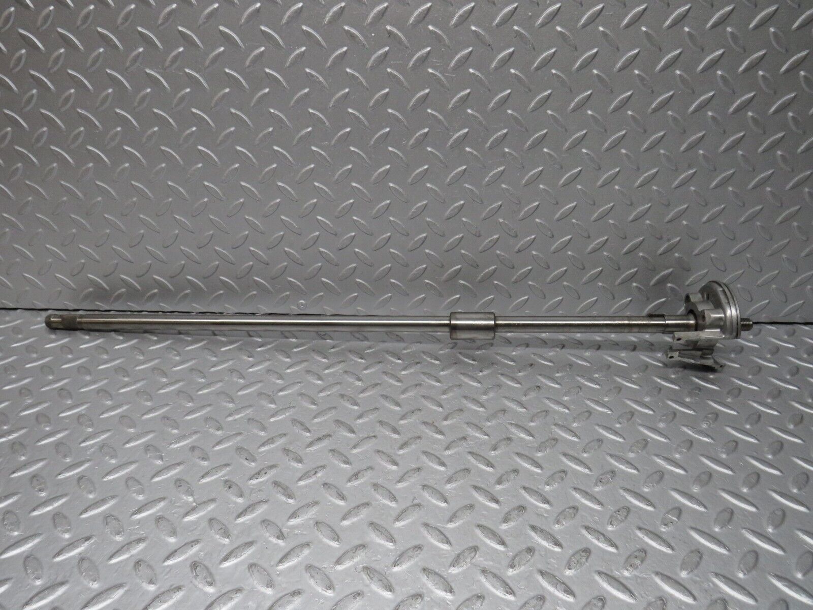 35915 Mercedes-Benz W108 Steering Column Shaft 1114620628