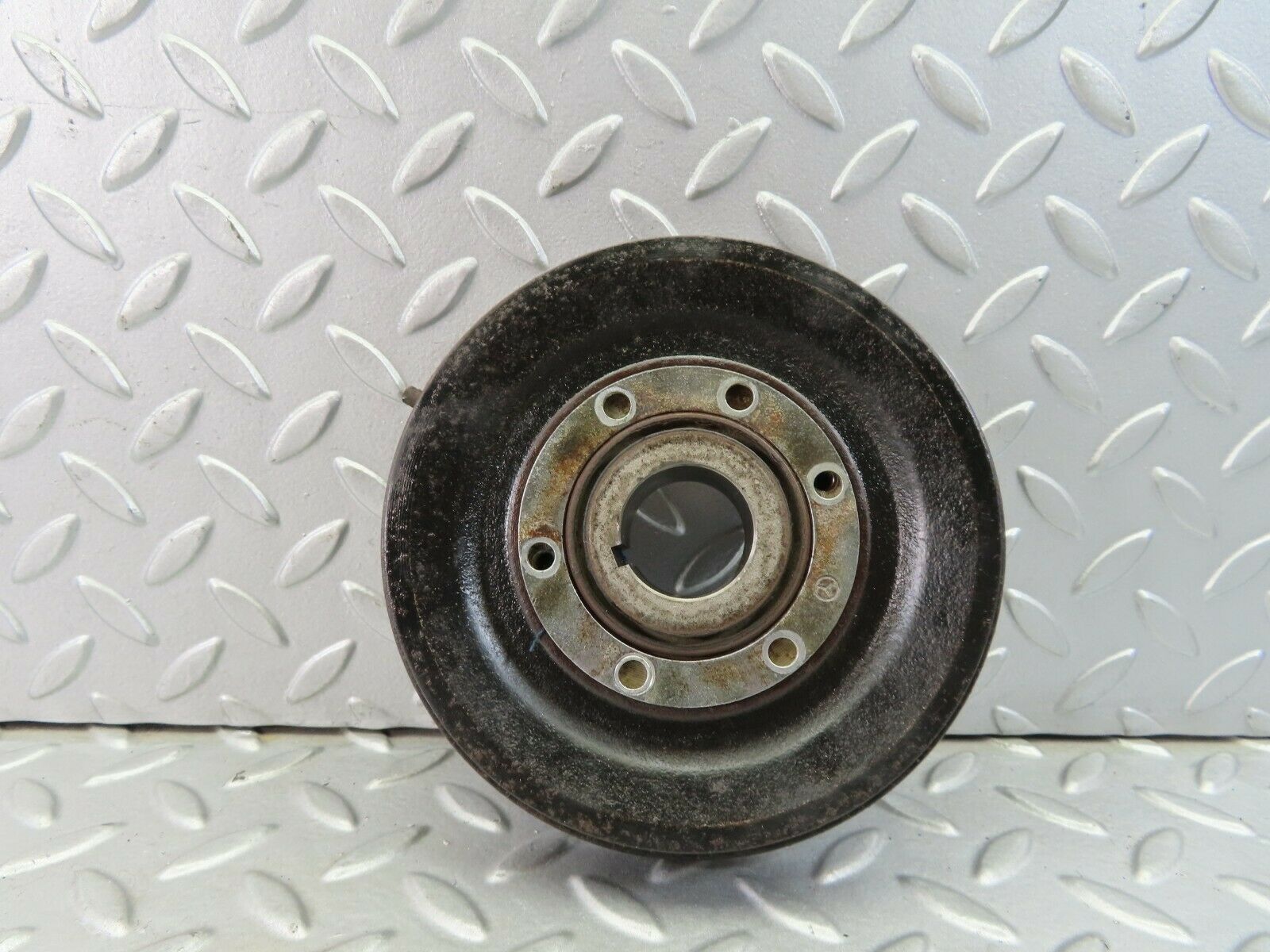 7765 Mercedes-Benz S123 230TE Wagon Crankshaft Vibration Absorber 1020300503