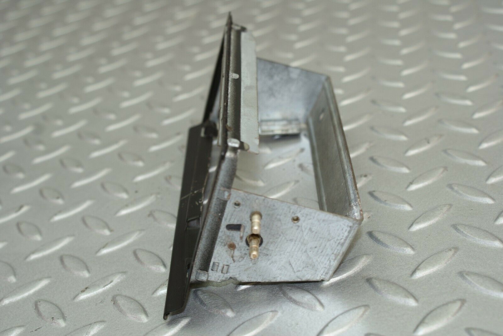 2551 Mercedes-Benz W116 350SE Ashtray Frame