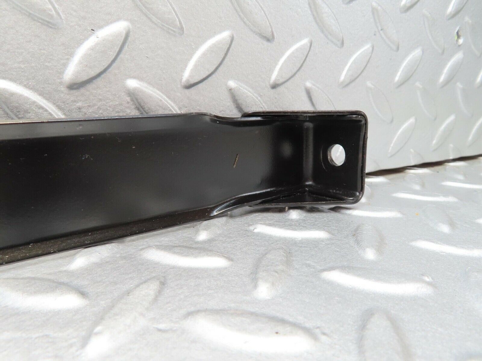 14706 Mercedes-Benz W201 190E Fuel Tank Tightening Strap 2014700040