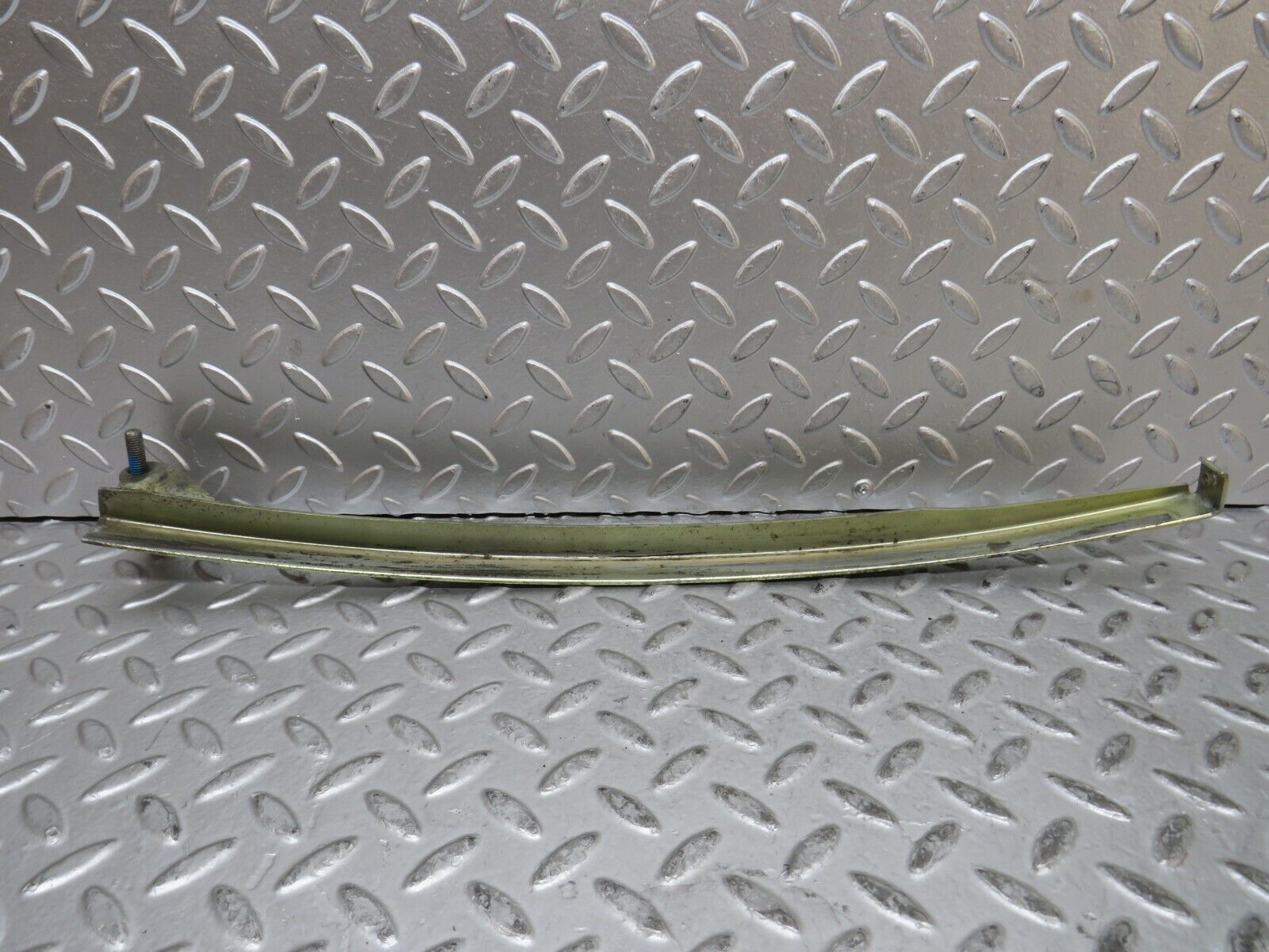 29192 Mercedes-Benz C124 320CE Coupe Left Door Window Channel