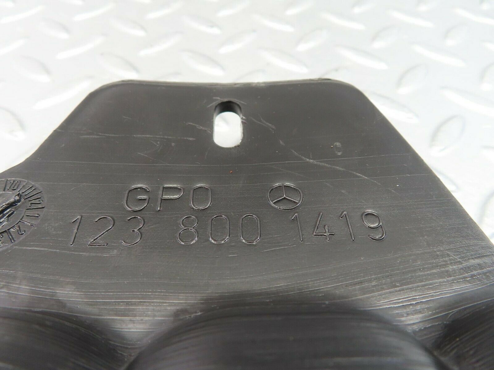 9980 Mercedes-Benz C123 230CE Coupe Vacuum Reservoir Tank 1238001419