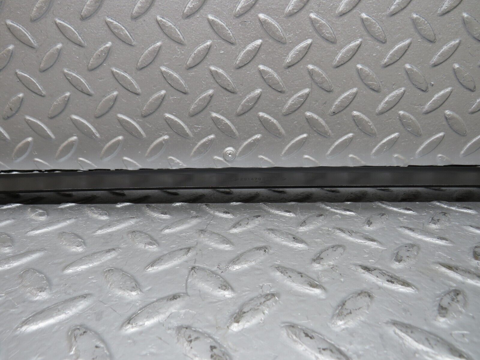 36768 Mercedes-Benz W201 190E 2.0L Fuel Tank Tightening Strap 2014700040