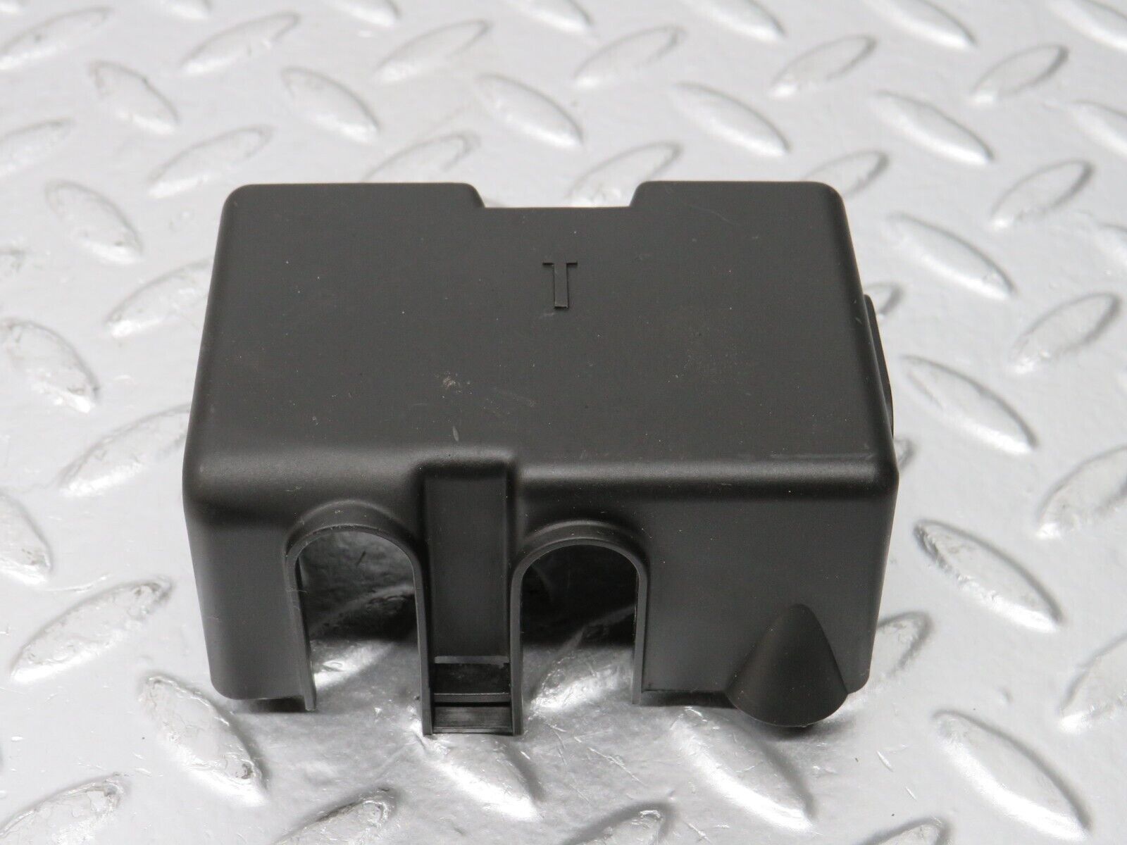 31249 Mercedes-Benz S124 220TE Wagon Cable Connect Cover 1245460881