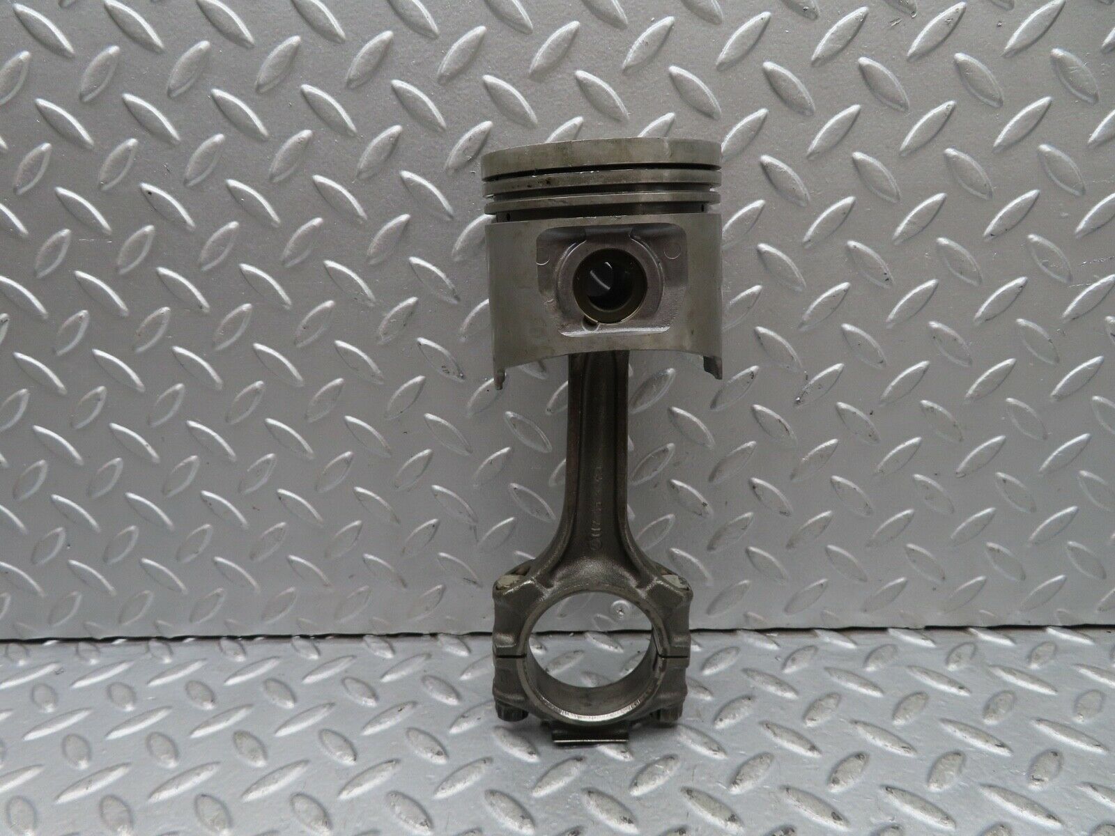 17854 Mercedes-Benz W116 450SEL Piston With Connecting Rod 91.99 mm