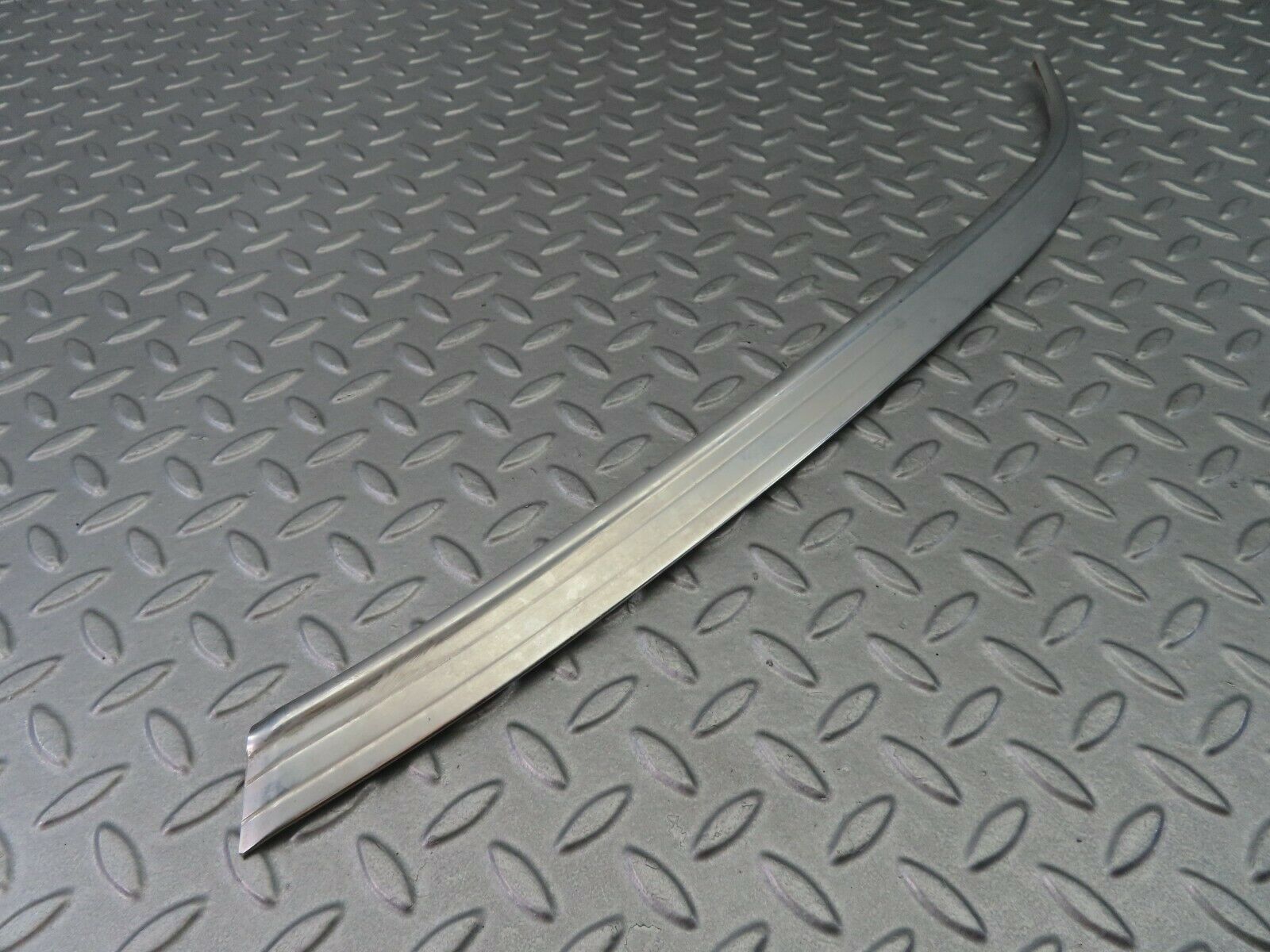 7919 Mercedes-Benz W115 220D Rear Left C Pillar Chrome Moulding