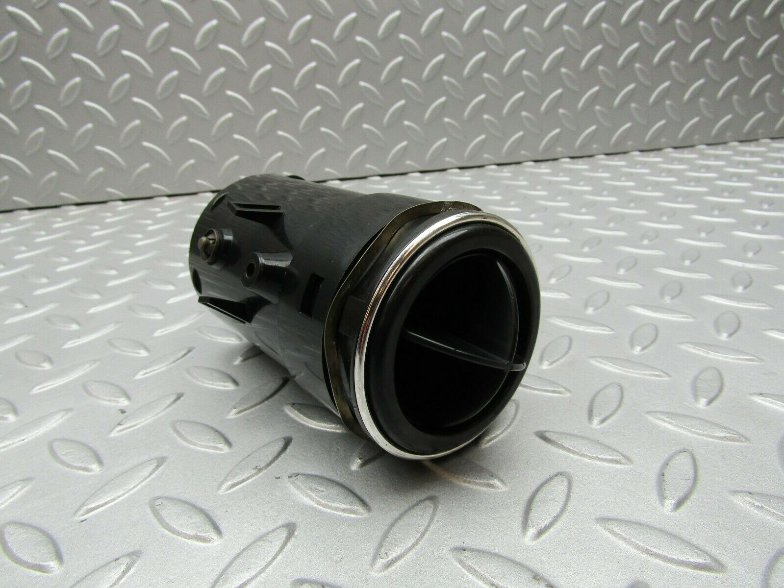 3280 Mercedes-Benz W115 220D Dash Air Vent Right Side