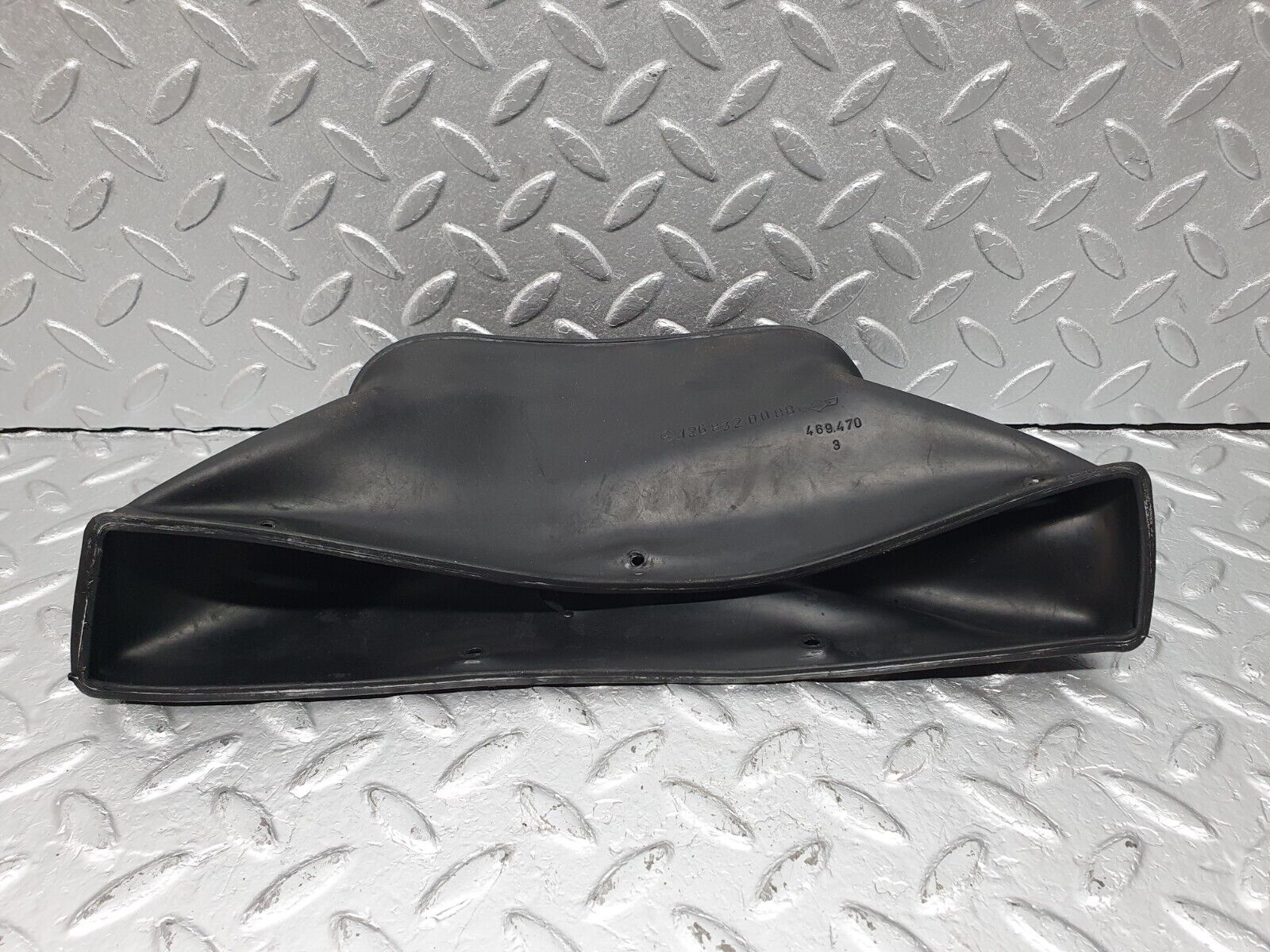 40959 Mercedes-Benz W126 300SE Heating Duct Rubber 1268320088