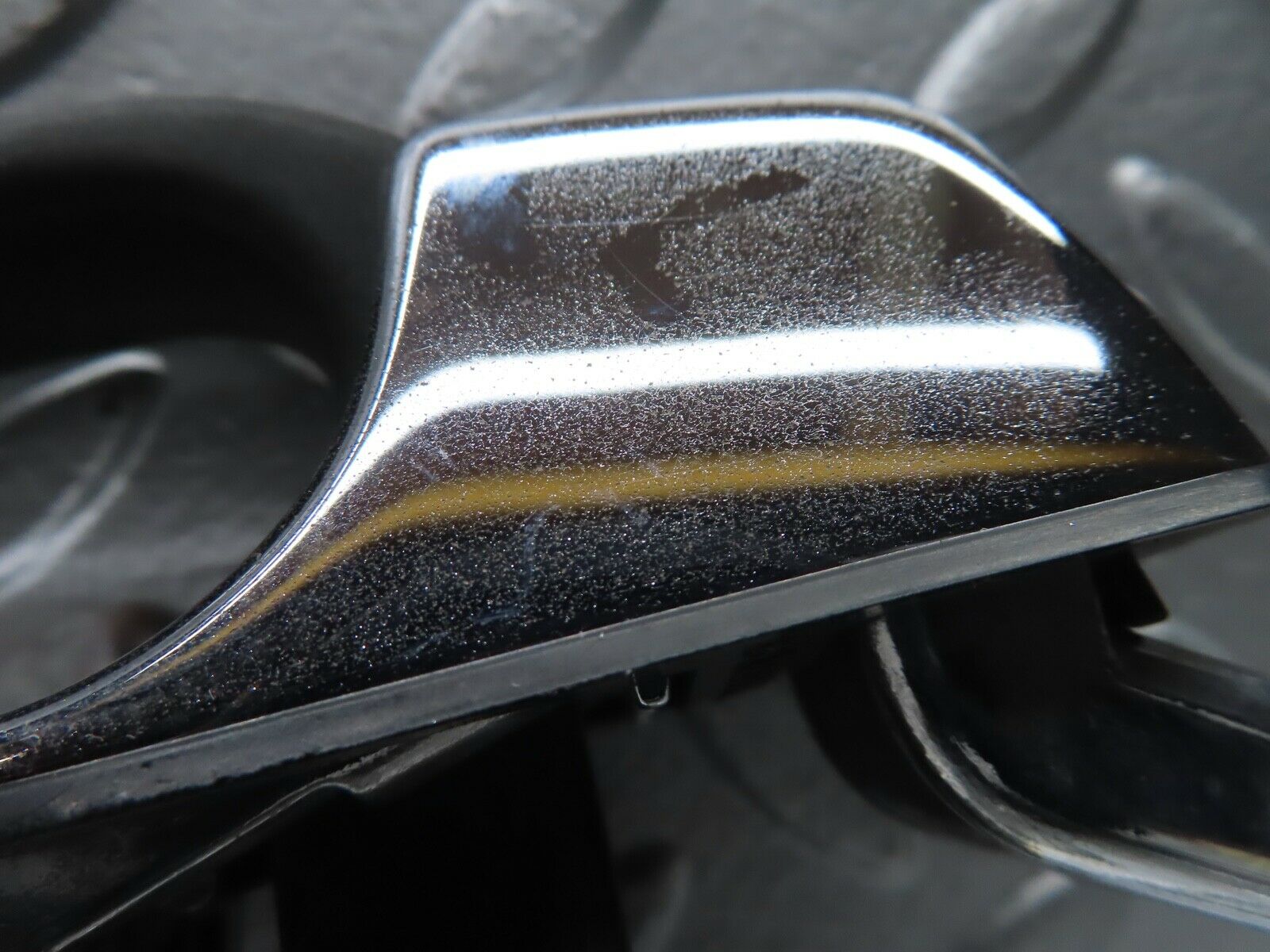 21257 Mercedes-Benz W123 230E Rear Exterior Door Handle 1237600359