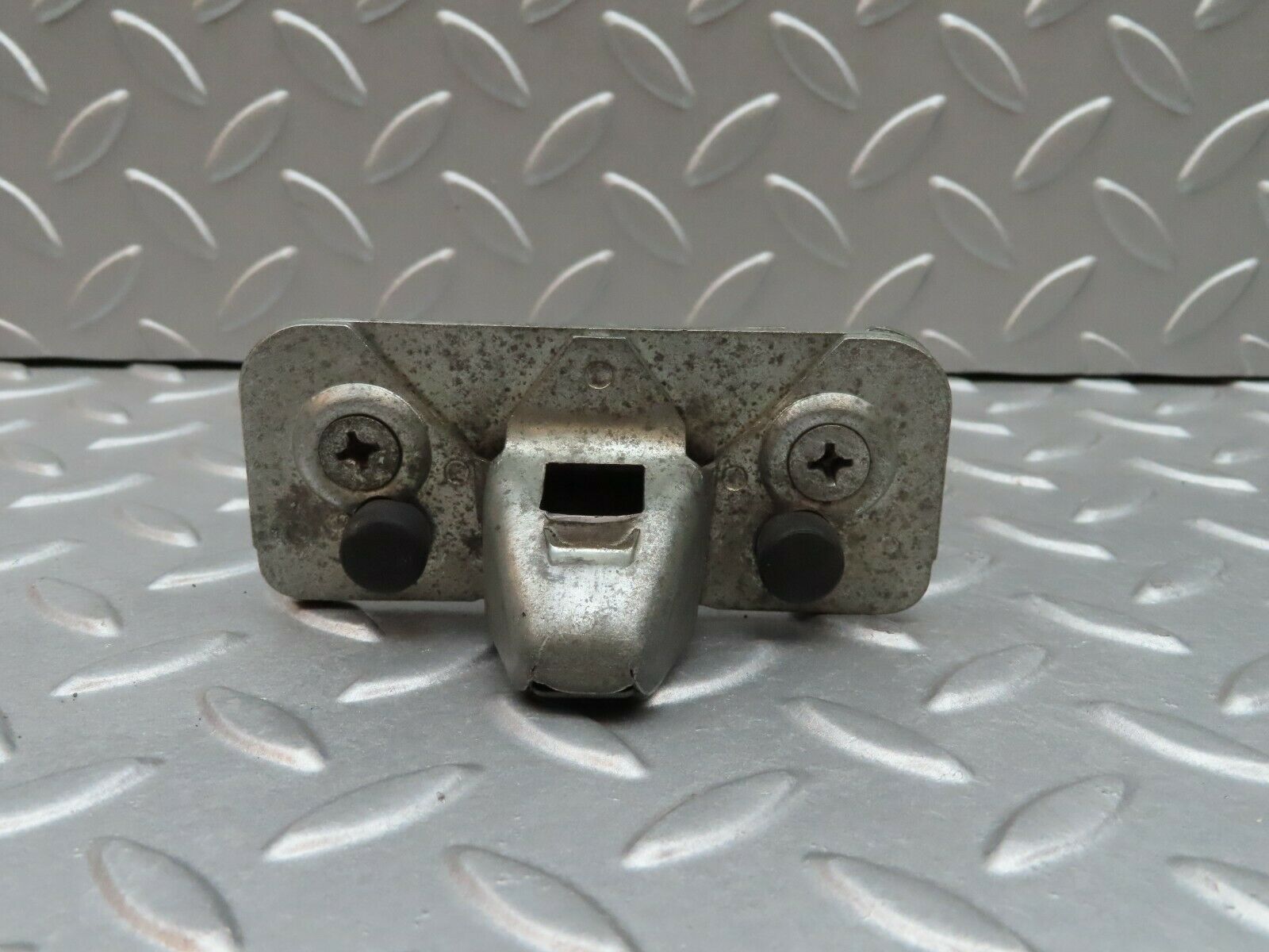 3407 Mercedes-Benz W108 280SE Boot Latch Lock