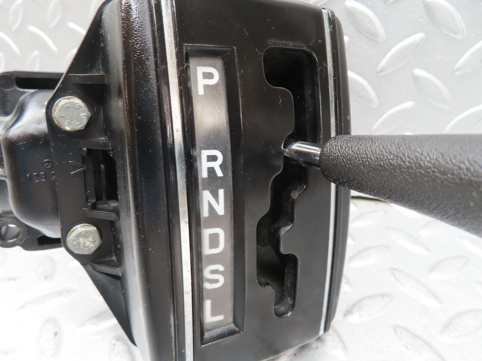 16849 Mercedes-Benz C123 280CE Coupe Gear Shift Selector