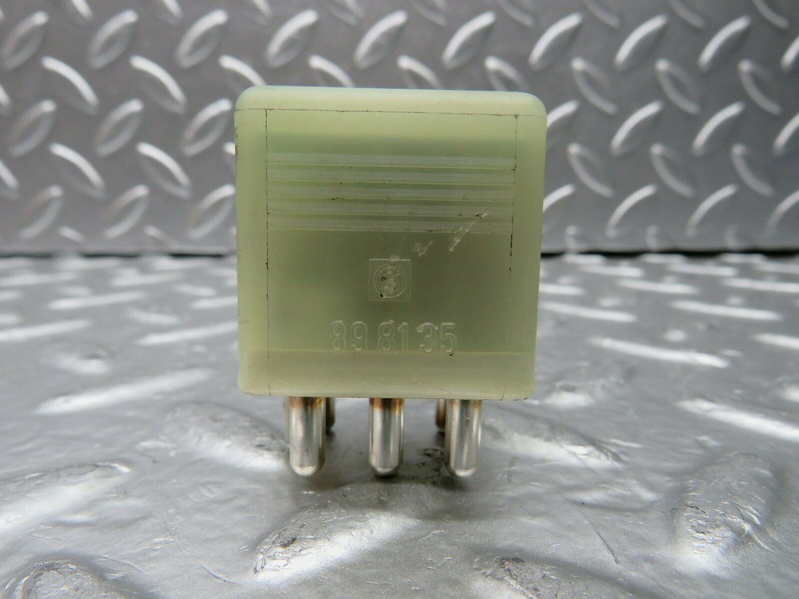 22598 Mercedes-Benz C124 E220 Coupe Door Window Control Relay 0015427819