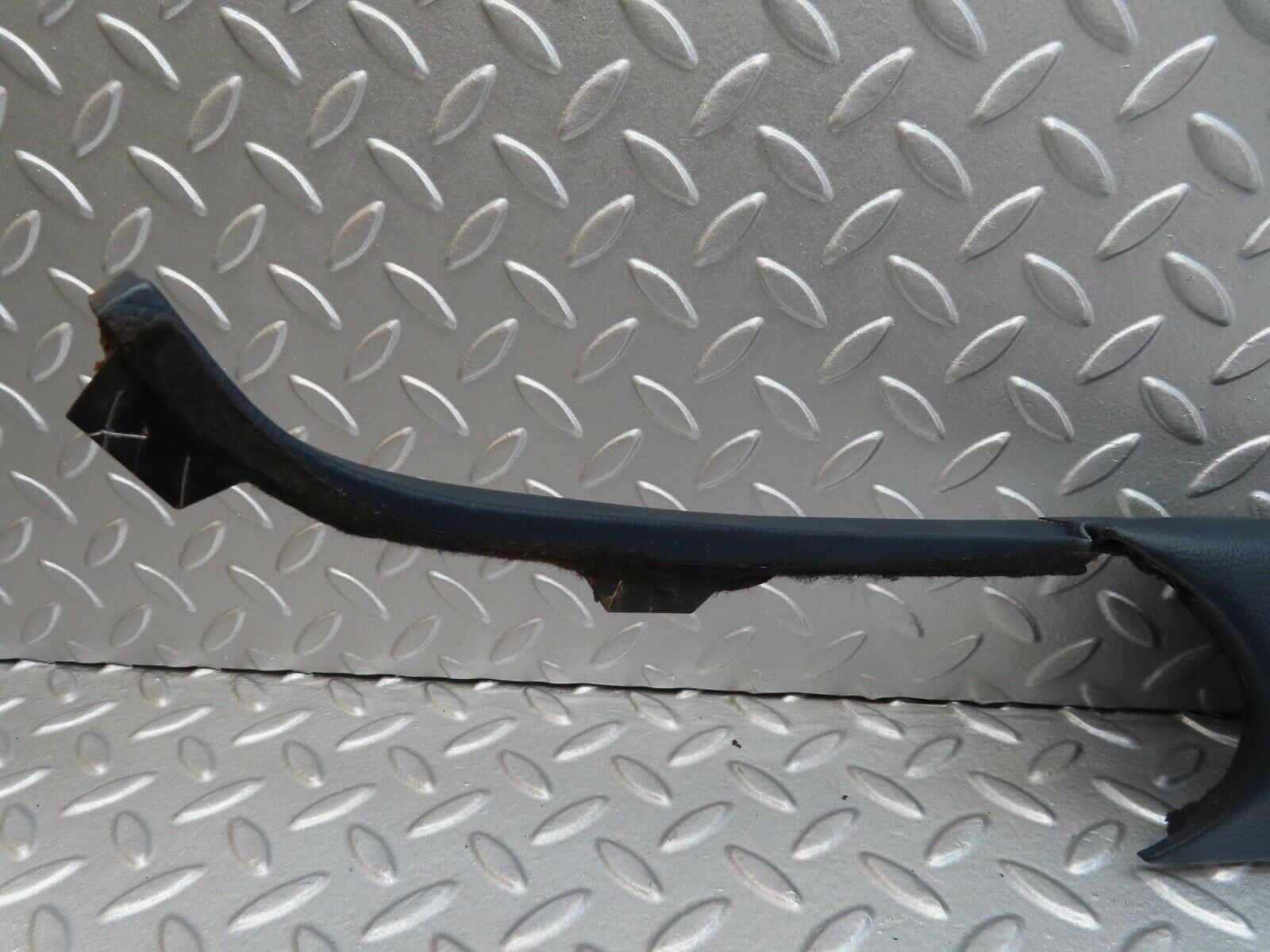 13947 Mercedes-Benz C107 280SLC A Pillar Cover Left Side Blue