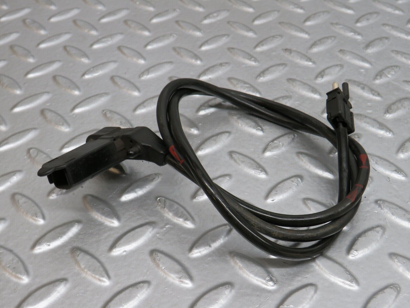 29592 Mercedes-Benz W124 230E Brake Pad Sensor Right Side 2015452228