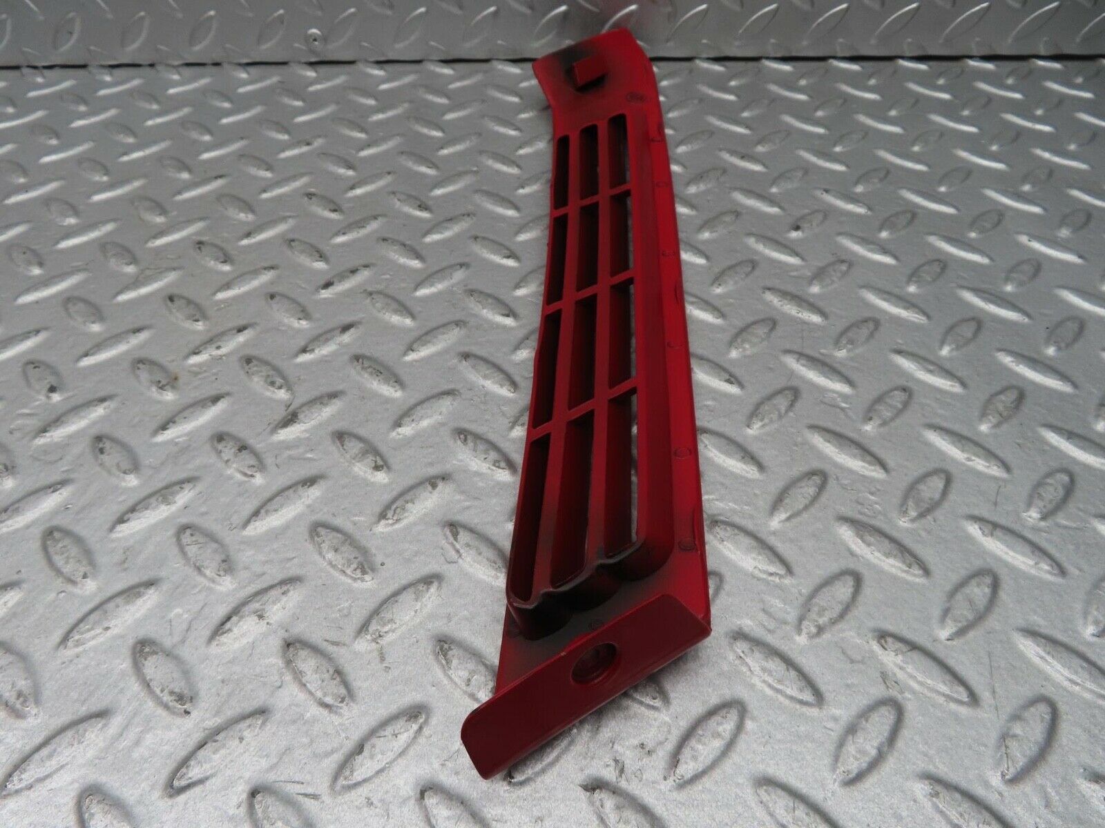 14596 Mercedes-Benz W201 190E C Pillar Exterior Cover Right Side 2016980289