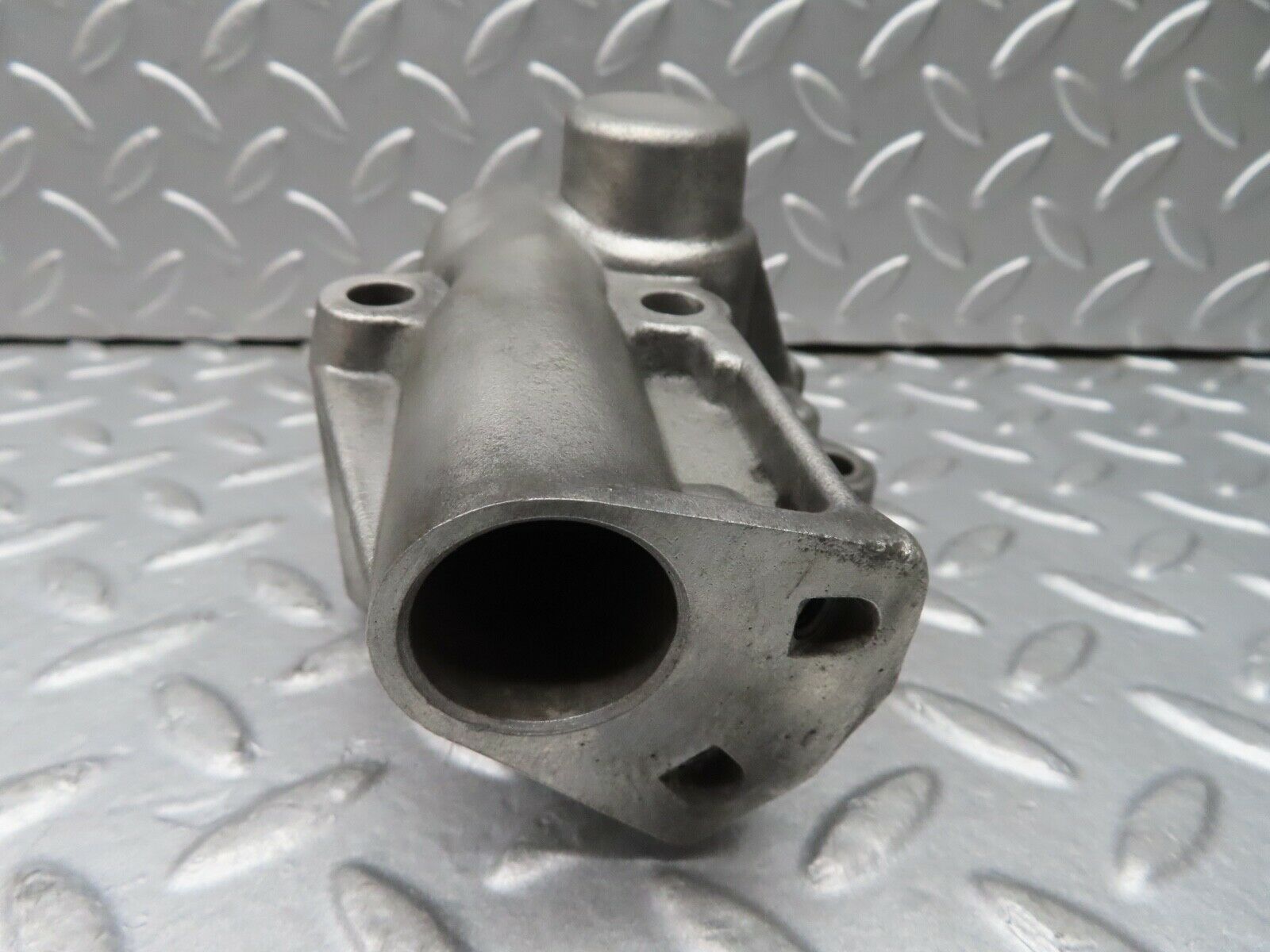 16884 Mercedes-Benz C123 280CE Coupe Ignition Distributor Housing 1101580515