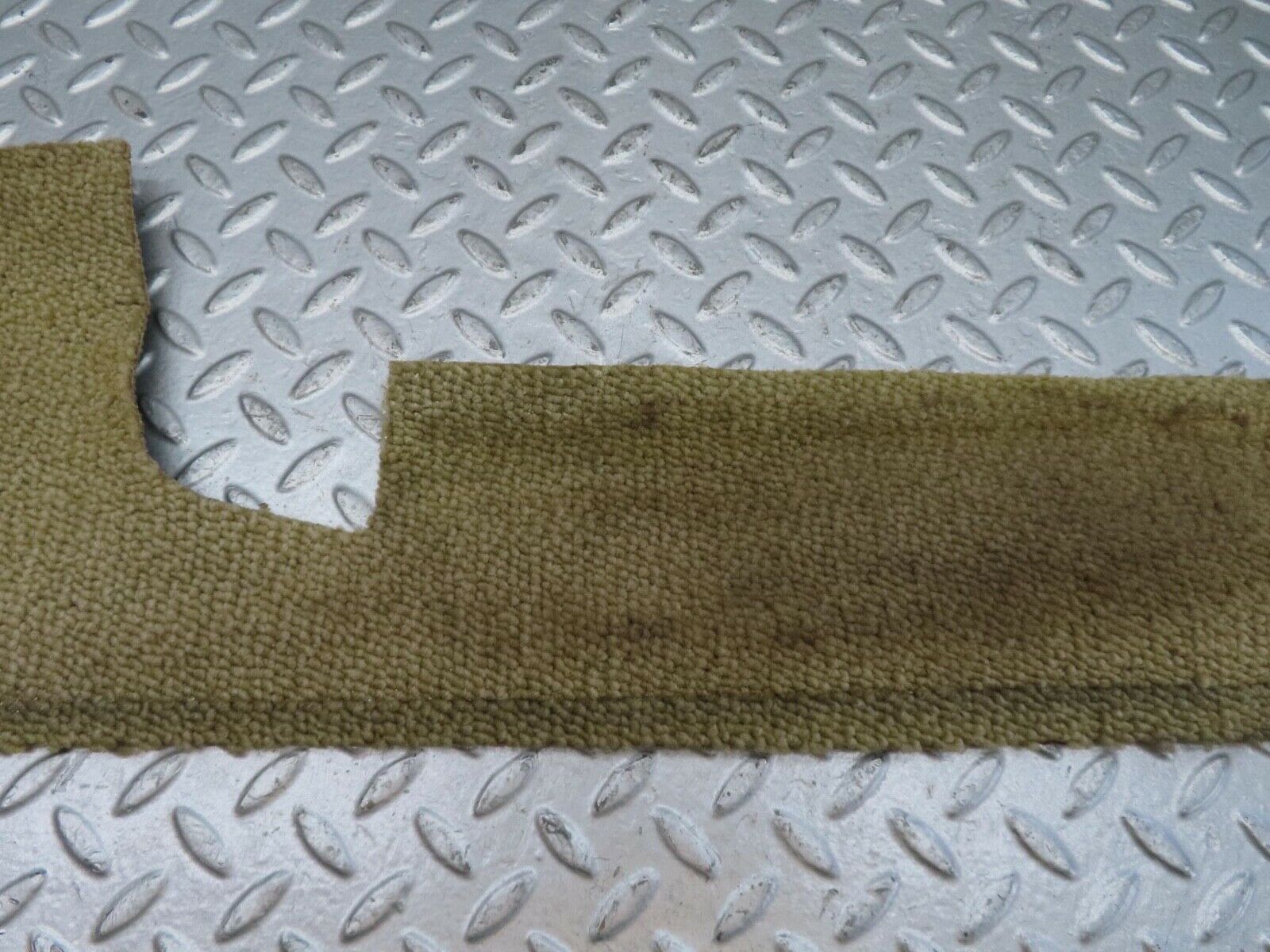 13514 Mercedes-Benz W123 200 Door Sill Floor Carpet Right Side Cream