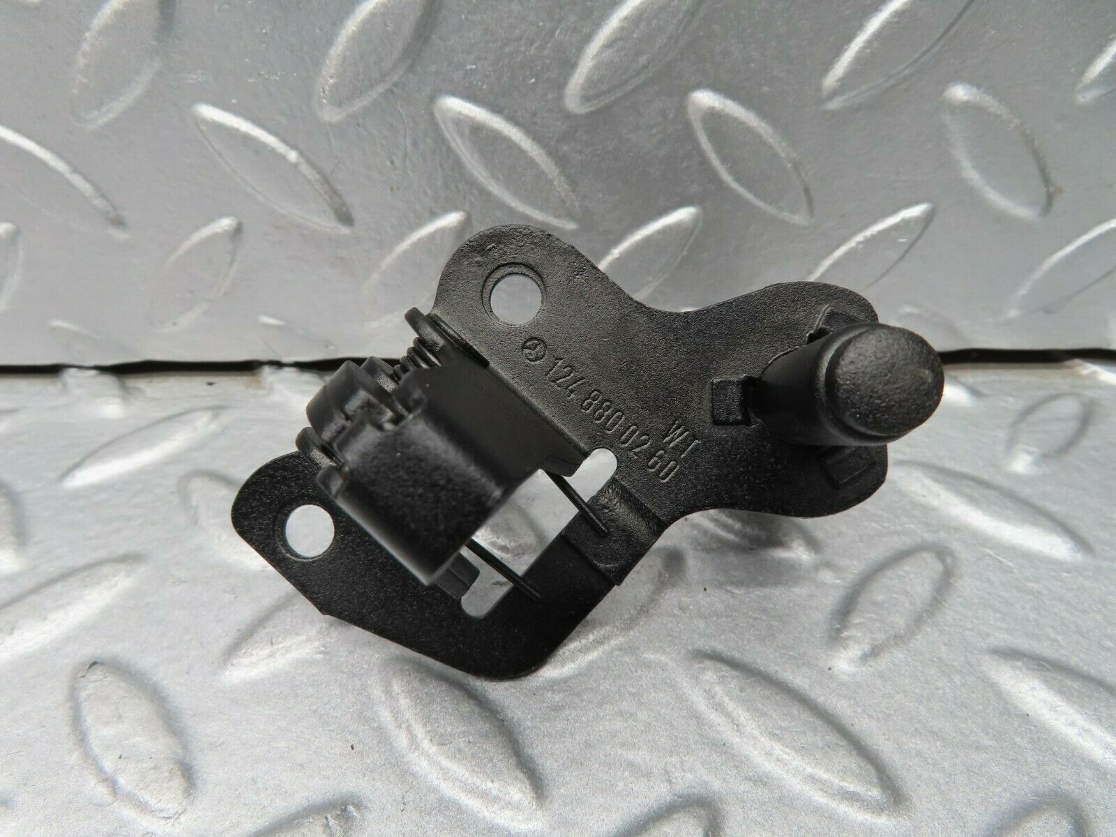 16330 Mercedes-Benz W124 260E Bonnet Lock Catch 1248800260