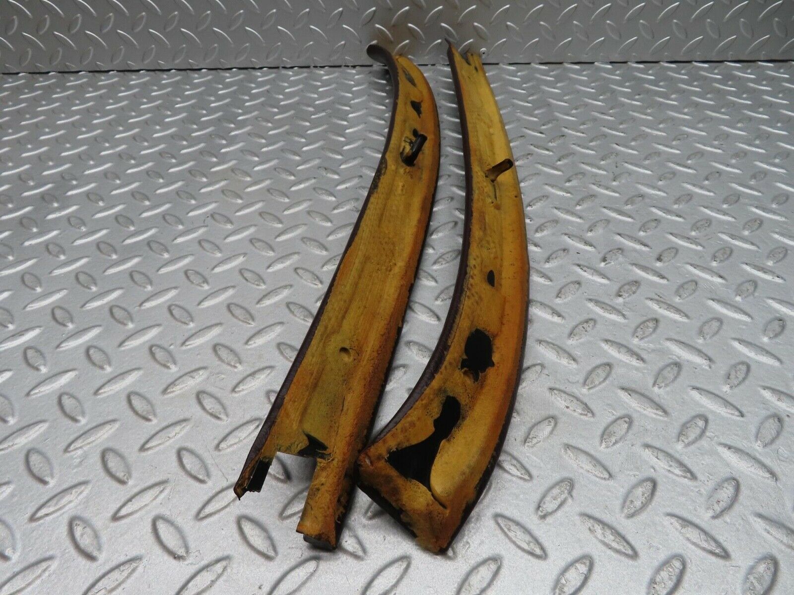 12249 Mercedes-Benz W108 280SE 3.5 Interior Roof Panel Trim Brown